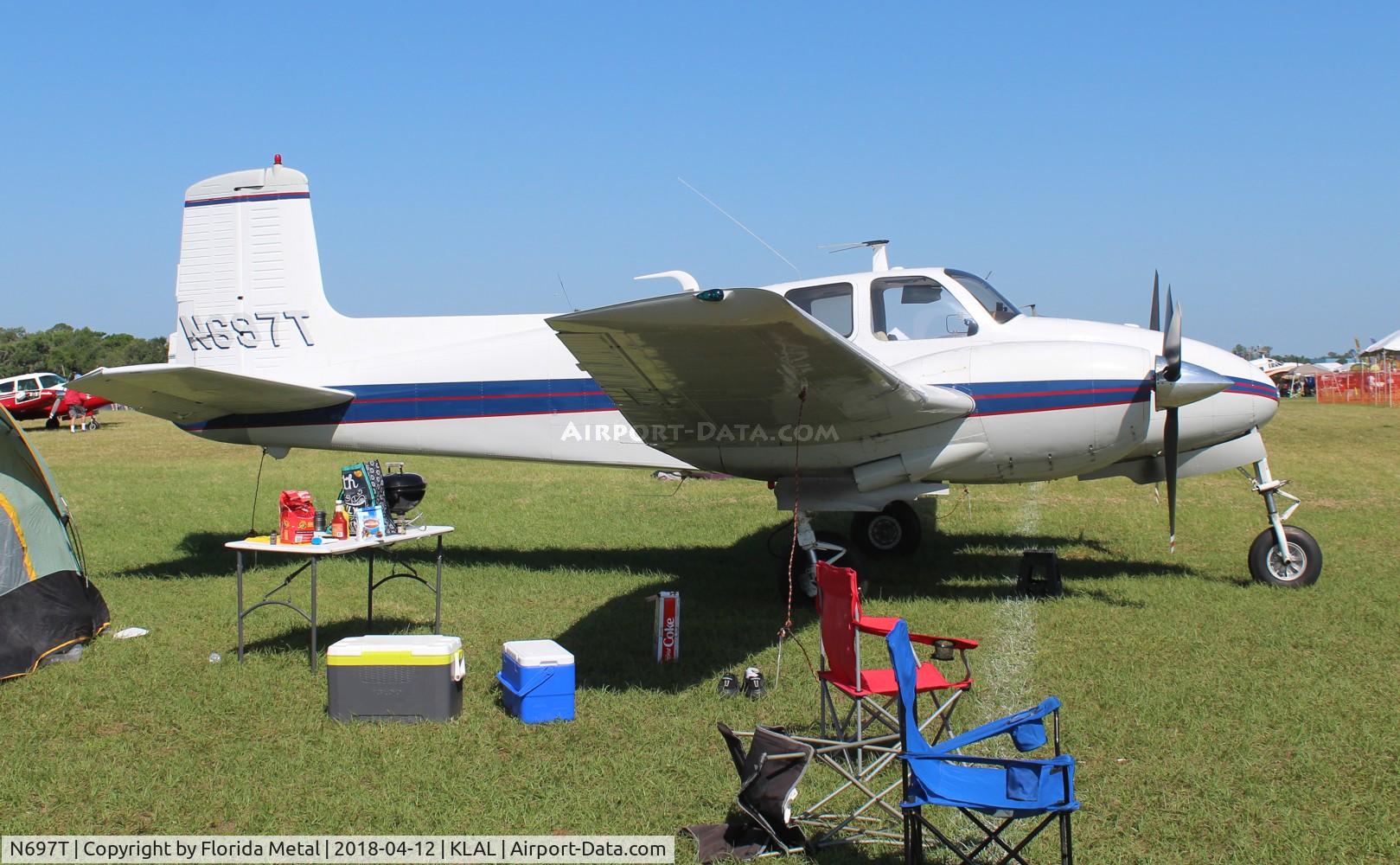 N697T, 1960 Beech D50C Twin Bonanza C/N DH-252, SNF 2018