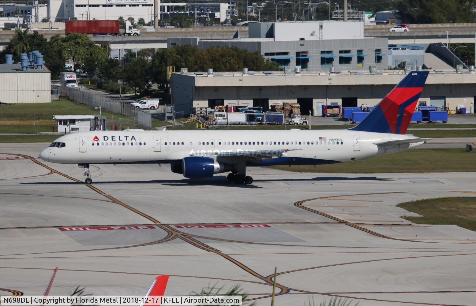 N698DL, 1999 Boeing 757-232 C/N 29911, FLL 2018