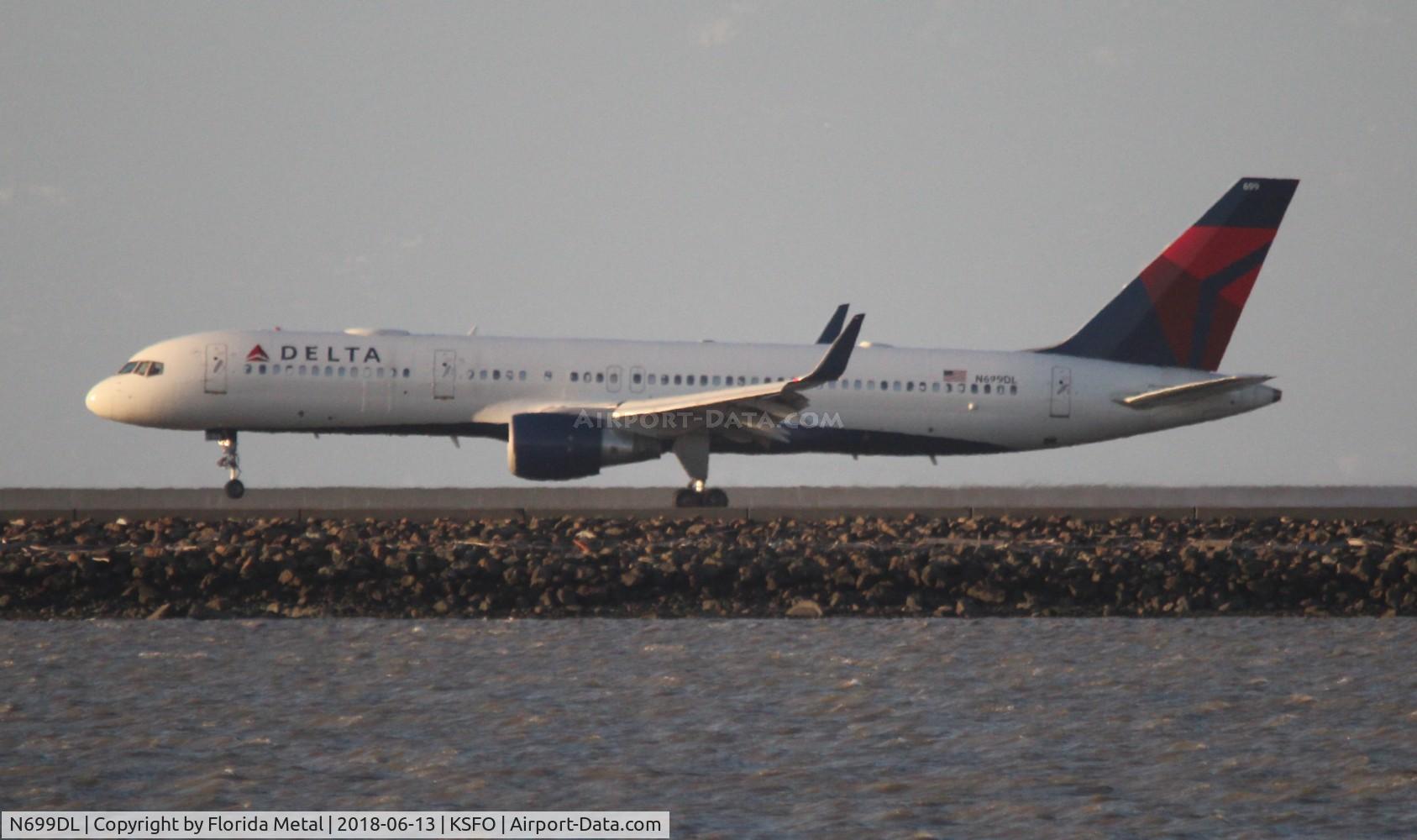 N699DL, 1999 Boeing 757-232 C/N 29970, SFO 2018