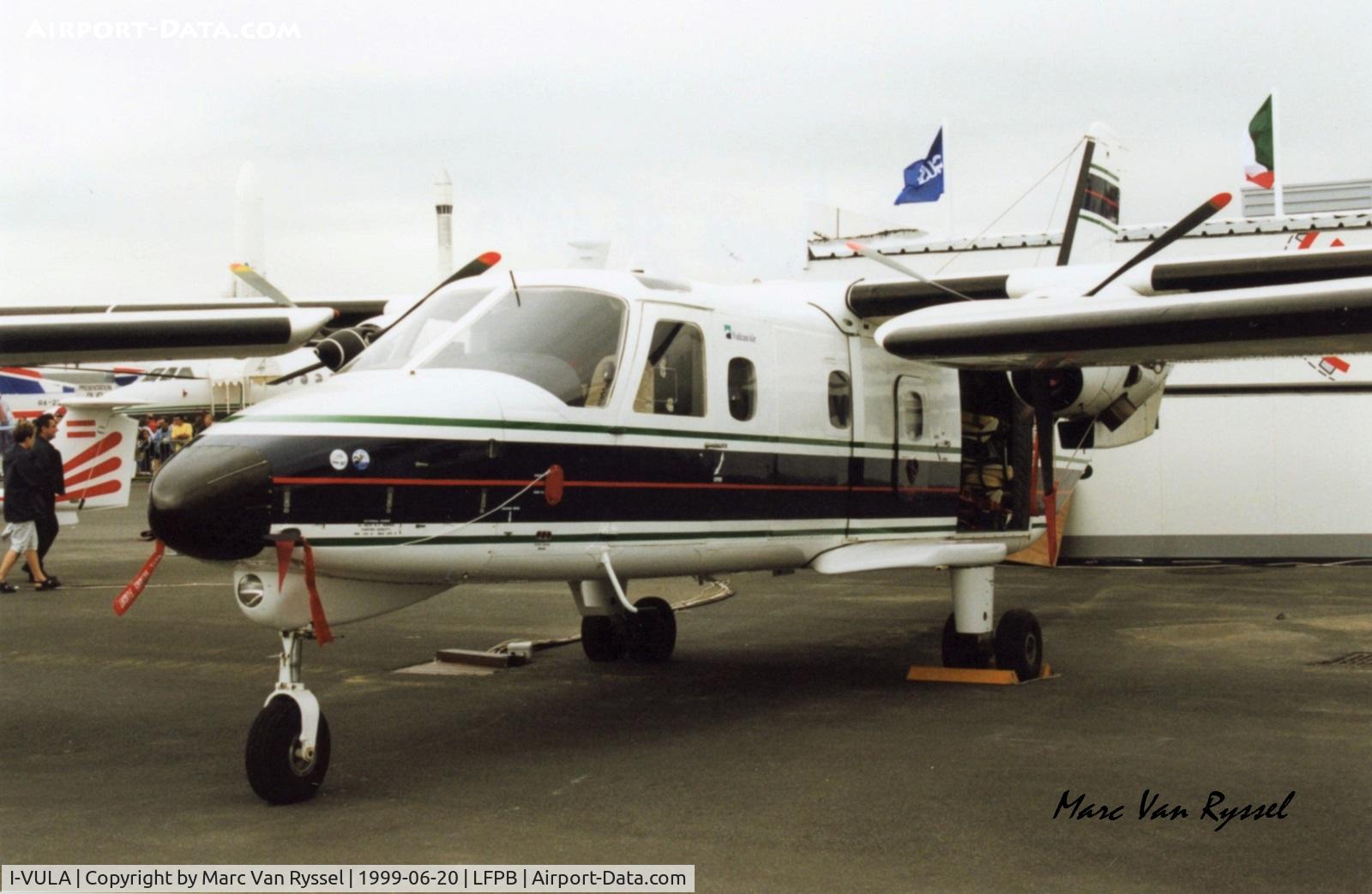 I-VULA, Vulcanair SF600A Canguro C/N 010, Paris Air Show 1999.