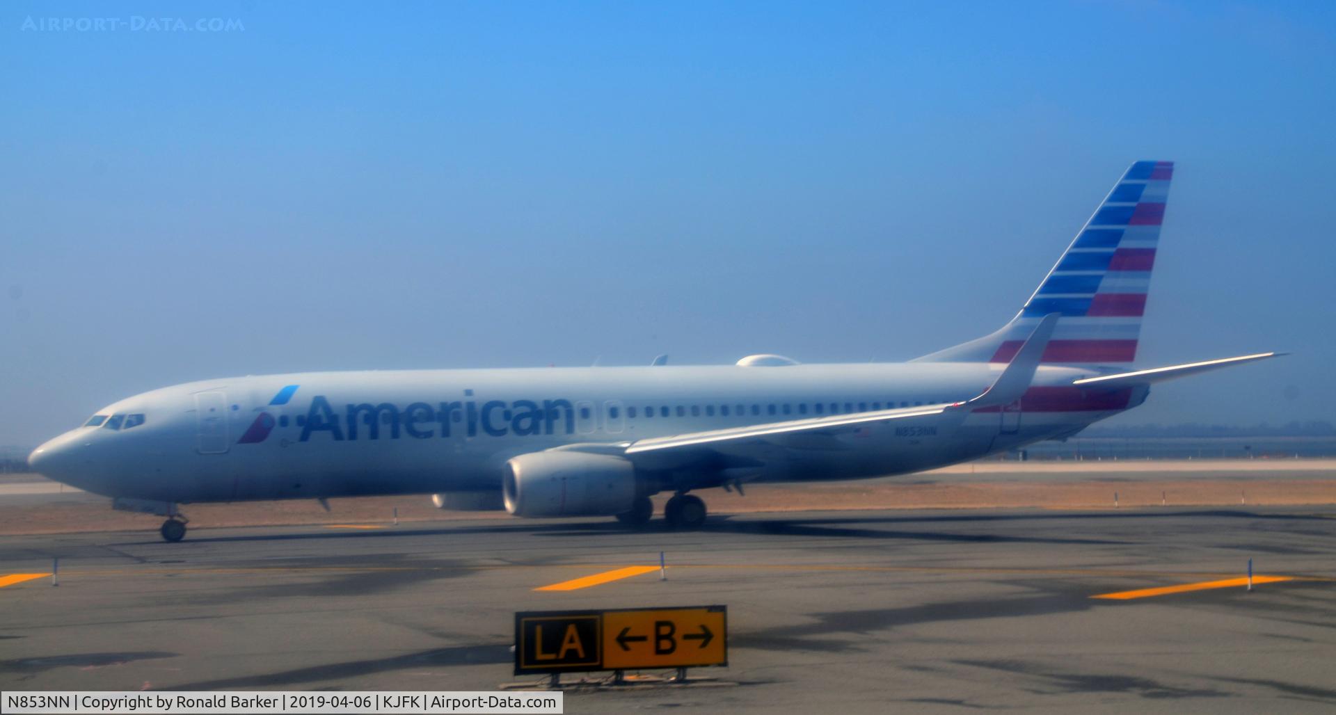 N853NN, 2010 Boeing 737-823 C/N 31105, Taxi JFK