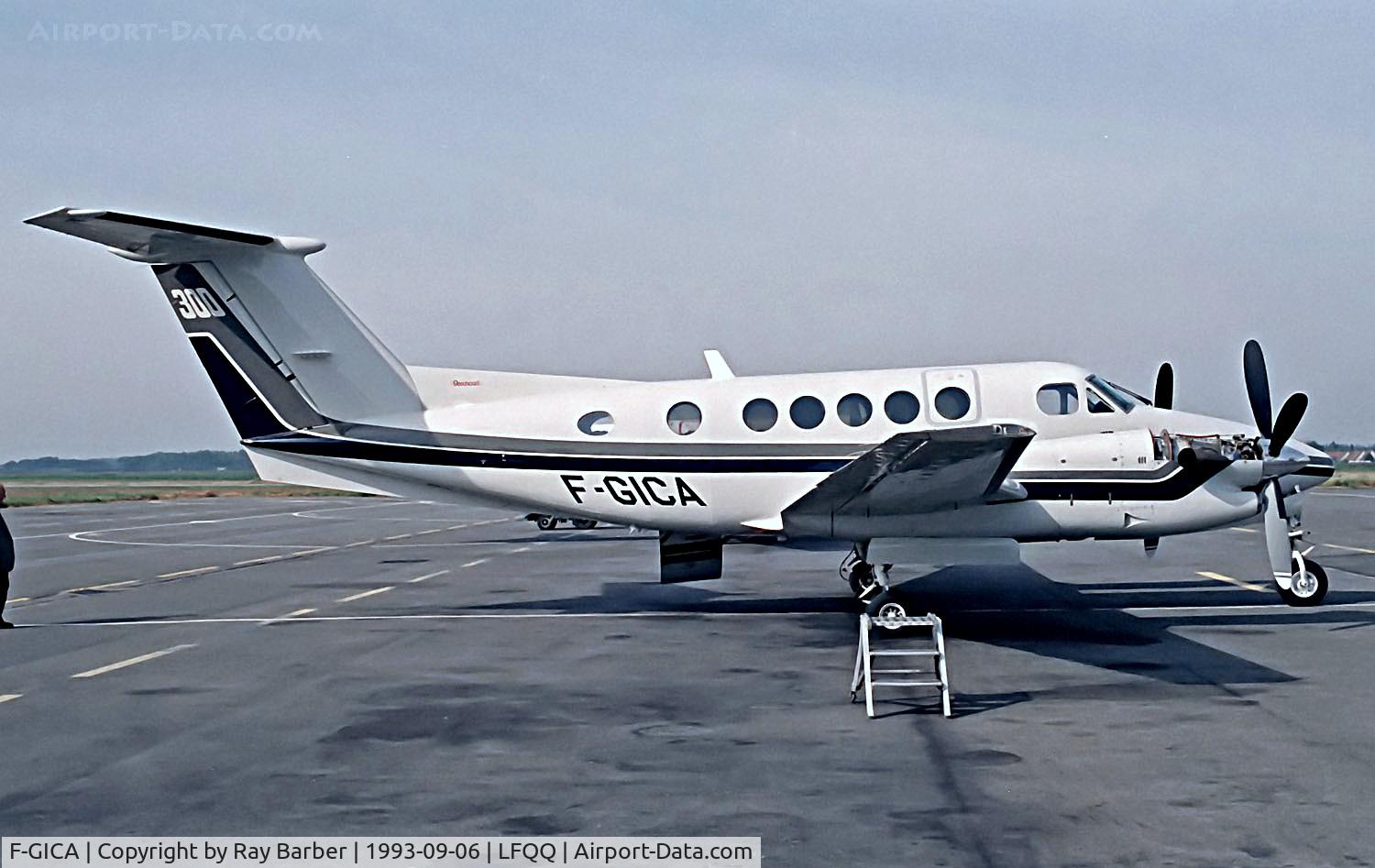 F-GICA, 1988 Beech Super King Air 300LW C/N FA-146, F-GICA   Beech 300LW Super King Air [FA-146] Lille-Lesquin~G 06/09/1993