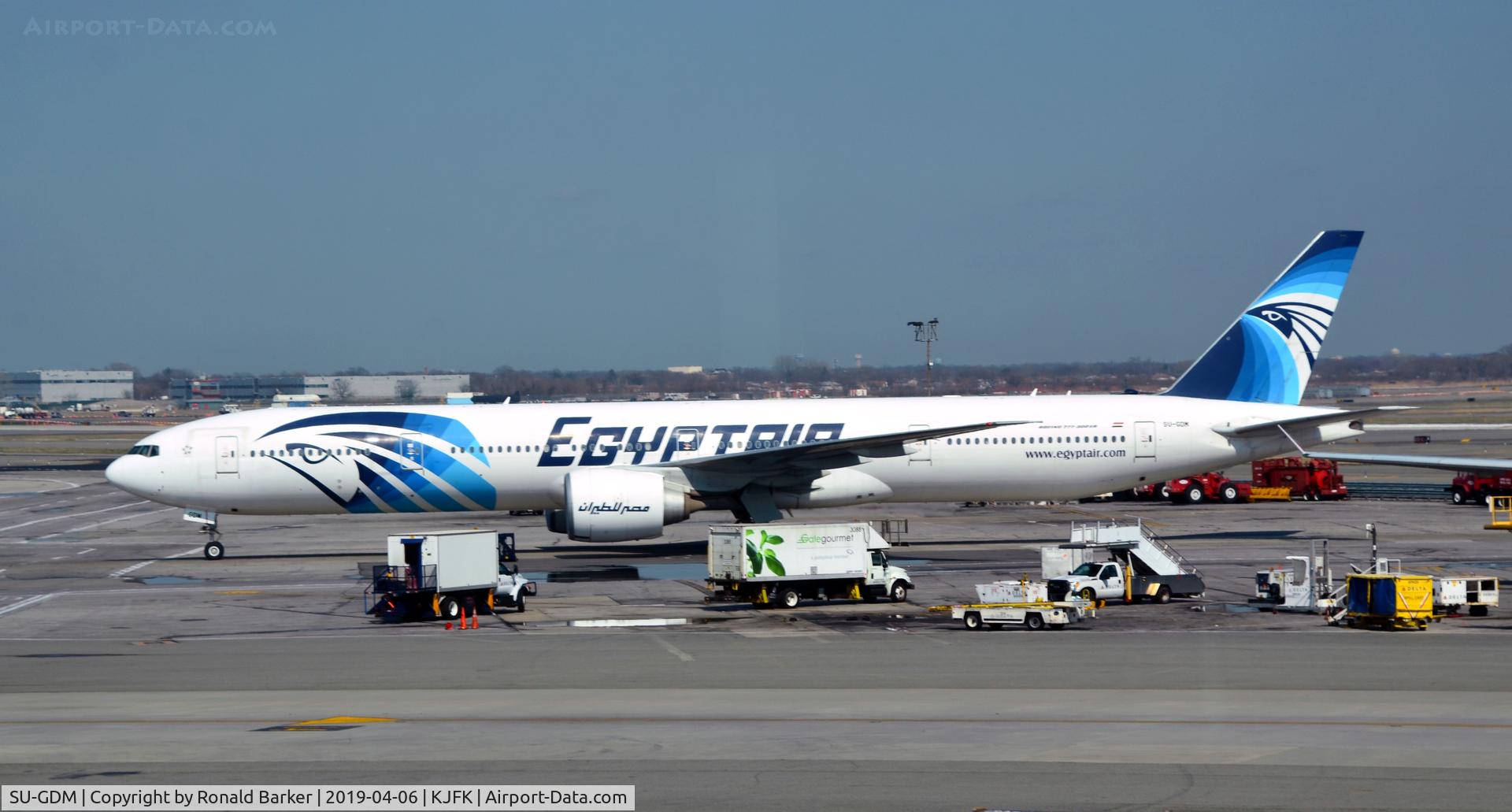SU-GDM, 2010 Boeing 777-36N/ER C/N 38285, Taxi JFK