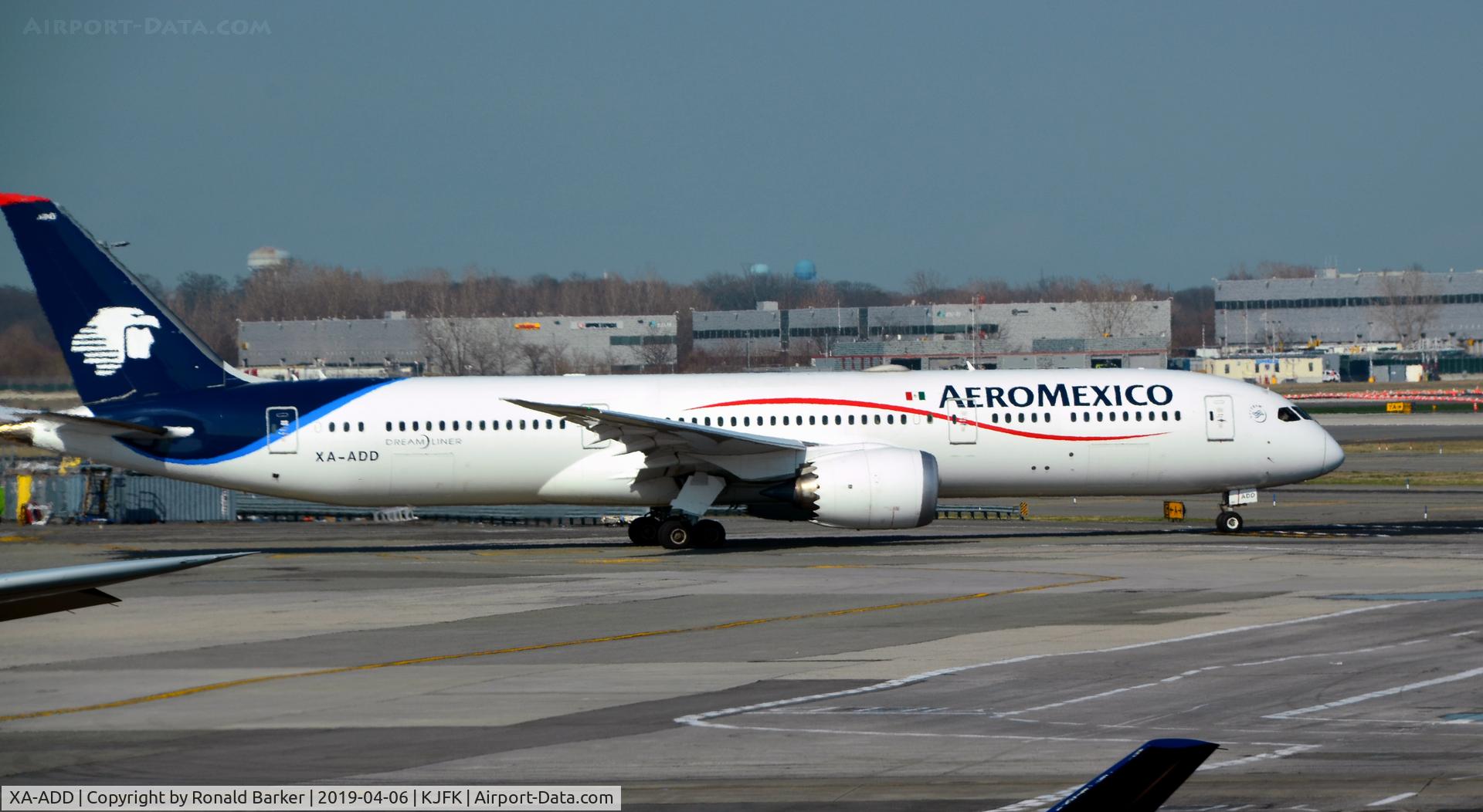 XA-ADD, 2016 Boeing 787-9 Dreamliner C/N 43861, Taxi JFK