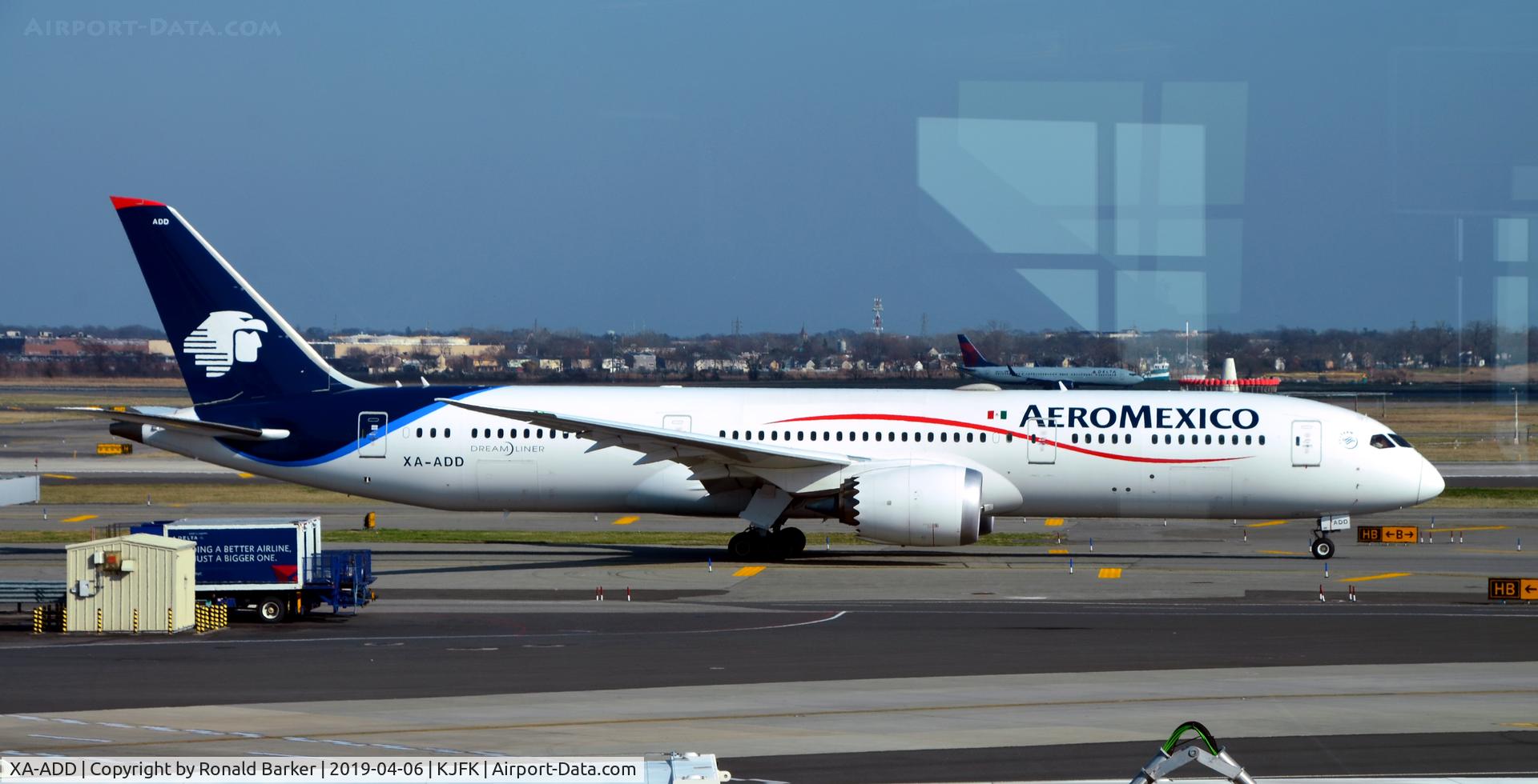 XA-ADD, 2016 Boeing 787-9 Dreamliner C/N 43861, Taxi JFK