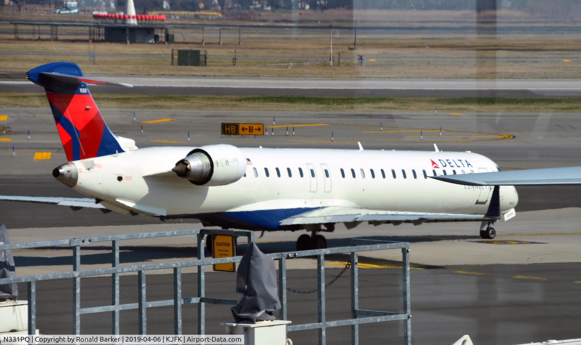 N331PQ, 2014 Bombardier CRJ-900LR (CL-600-2D24) C/N 15331, Taxi JFK