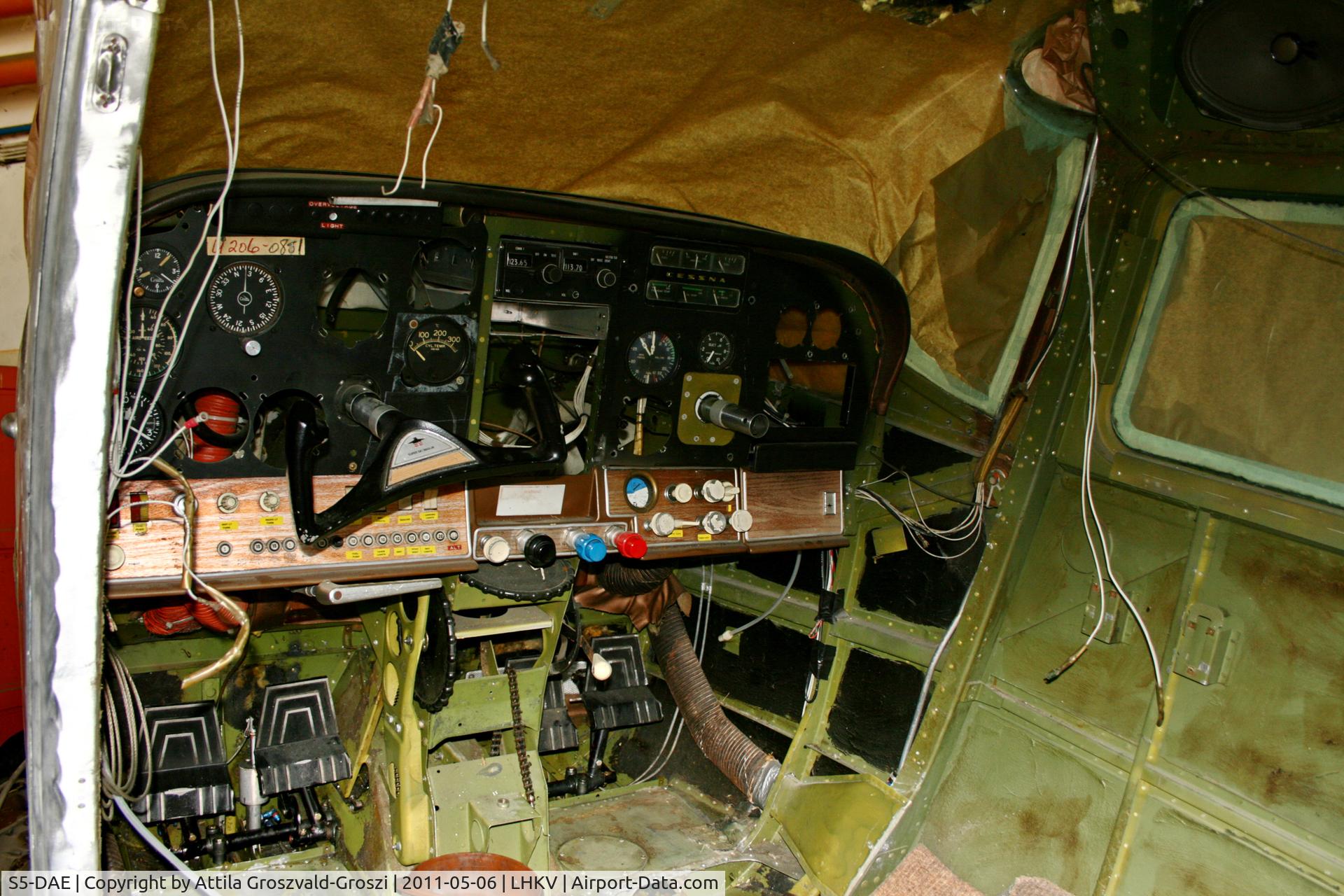 S5-DAE, 1967 Cessna U206B Super Skywagon C/N U206-0851, LHKV - Kaposújlak Airport, Hungary
