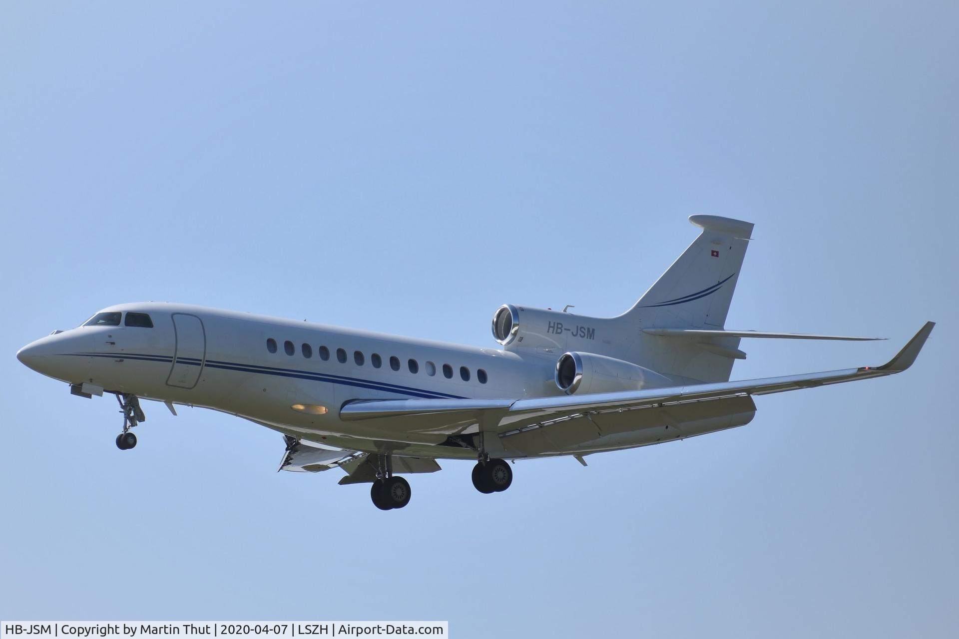 HB-JSM, 2012 Dassault Falcon 7X C/N 181, FA7X landing into ZRH