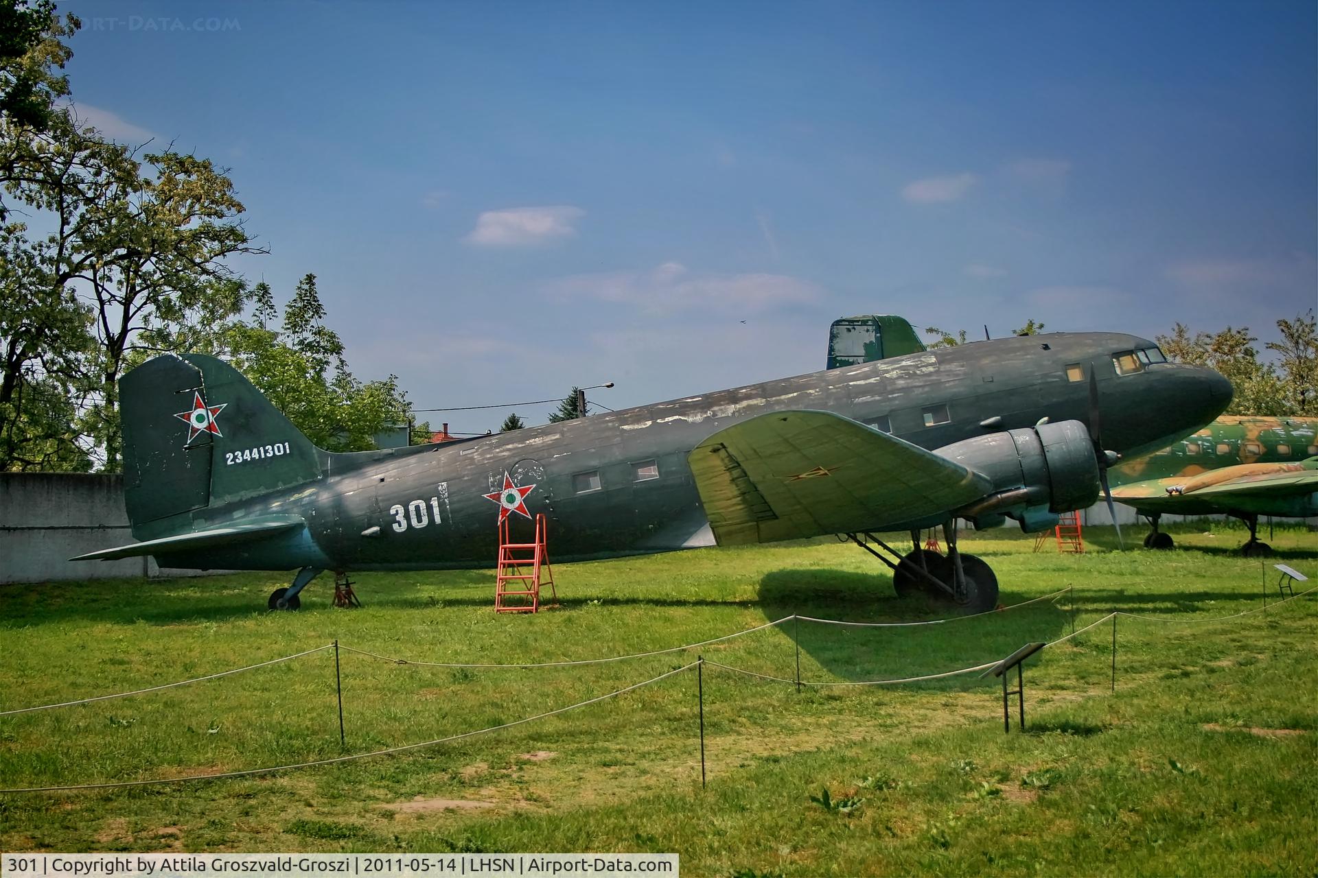 301, 1952 Lisunov Li-2T Cab C/N 23441301, LHSN - Szolnok-Szandaszölös Airplane Museum