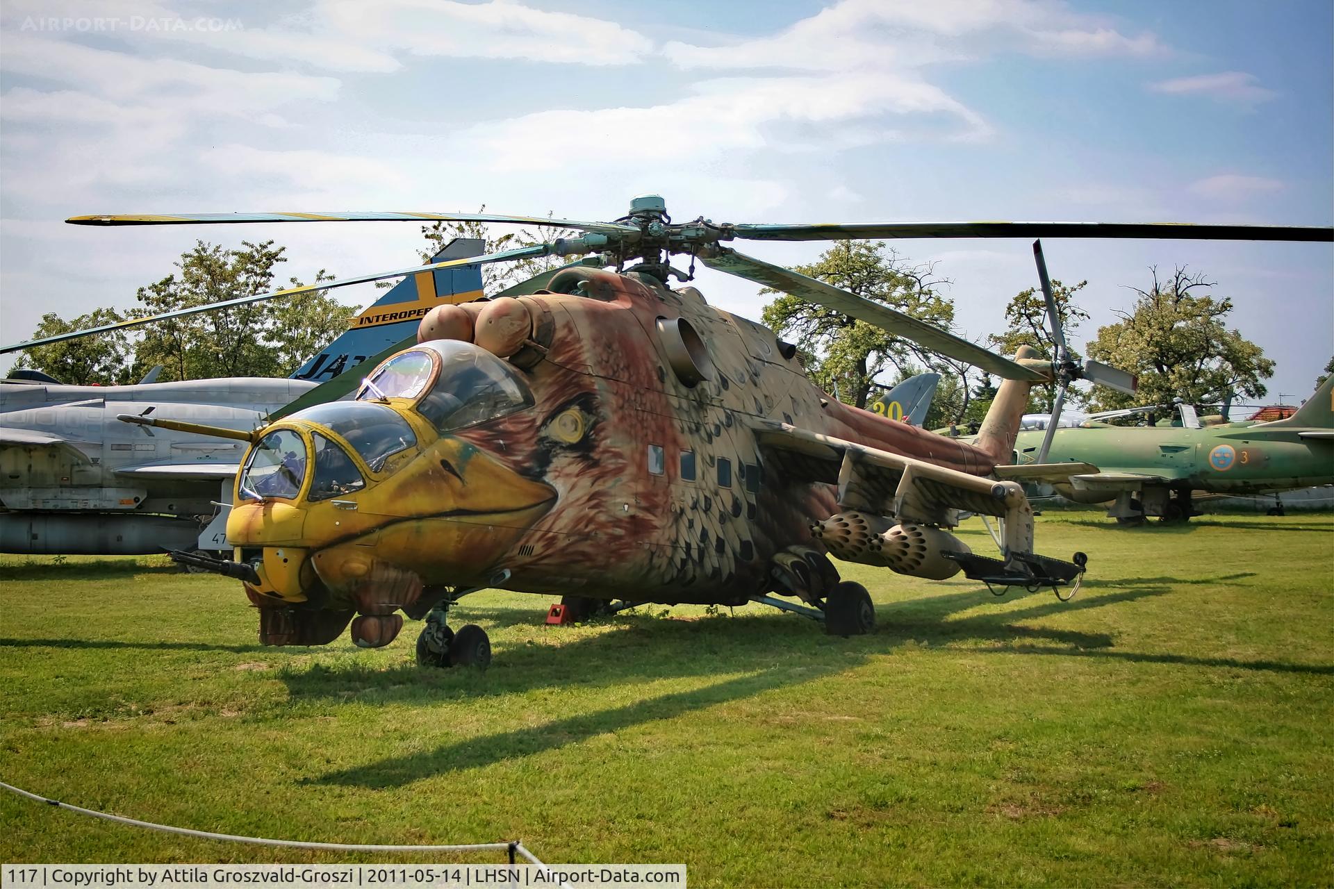 117, 1980 Mil Mi-24D Hind D C/N K20117, LHSN - Szolnok-Szandaszölös Airplane Museum