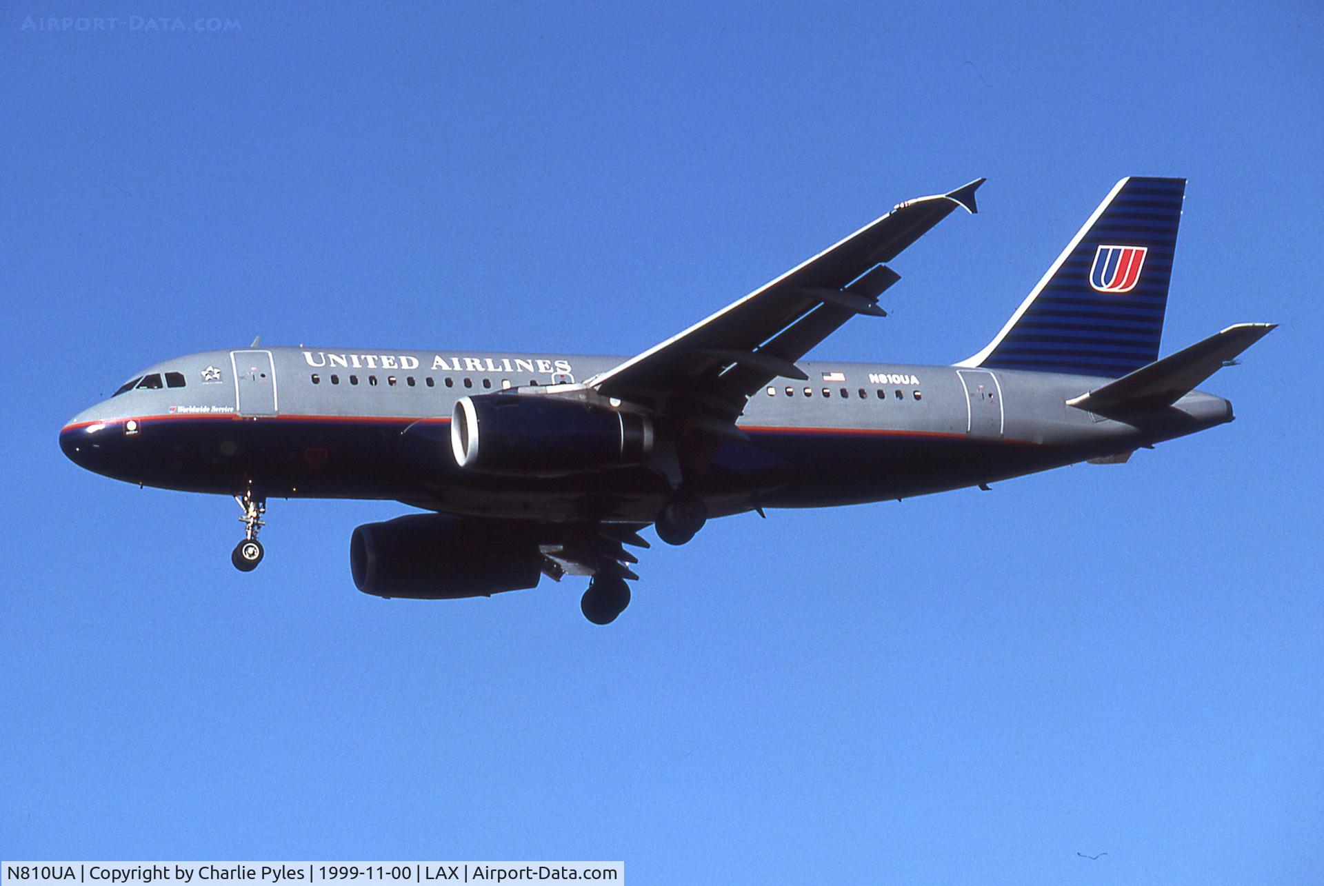 N810UA, 1998 Airbus A319-131 C/N 843, United