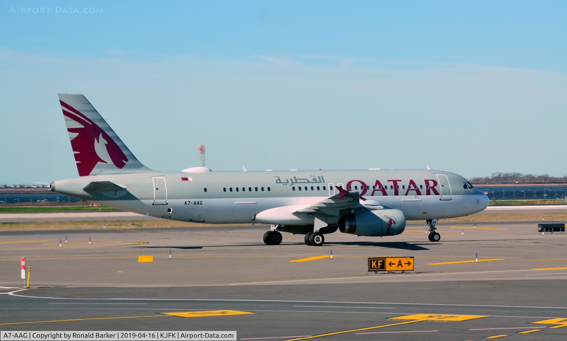 A7-AAG, 1999 Airbus A320-232 C/N 927, Taxi JFK