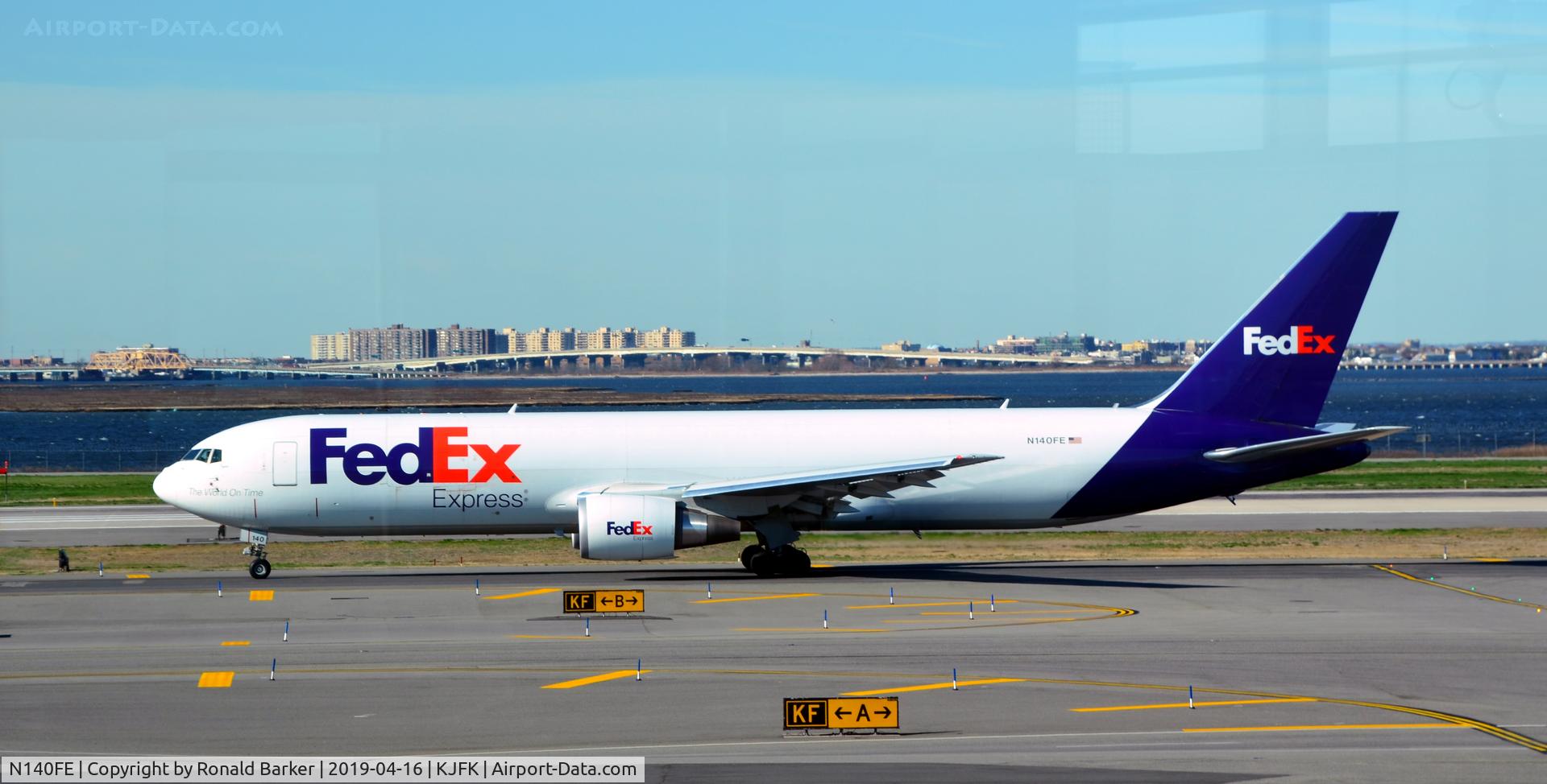 N140FE, 2016 Boeing B767-3S2ERF C/N 43541, Taxi JFK