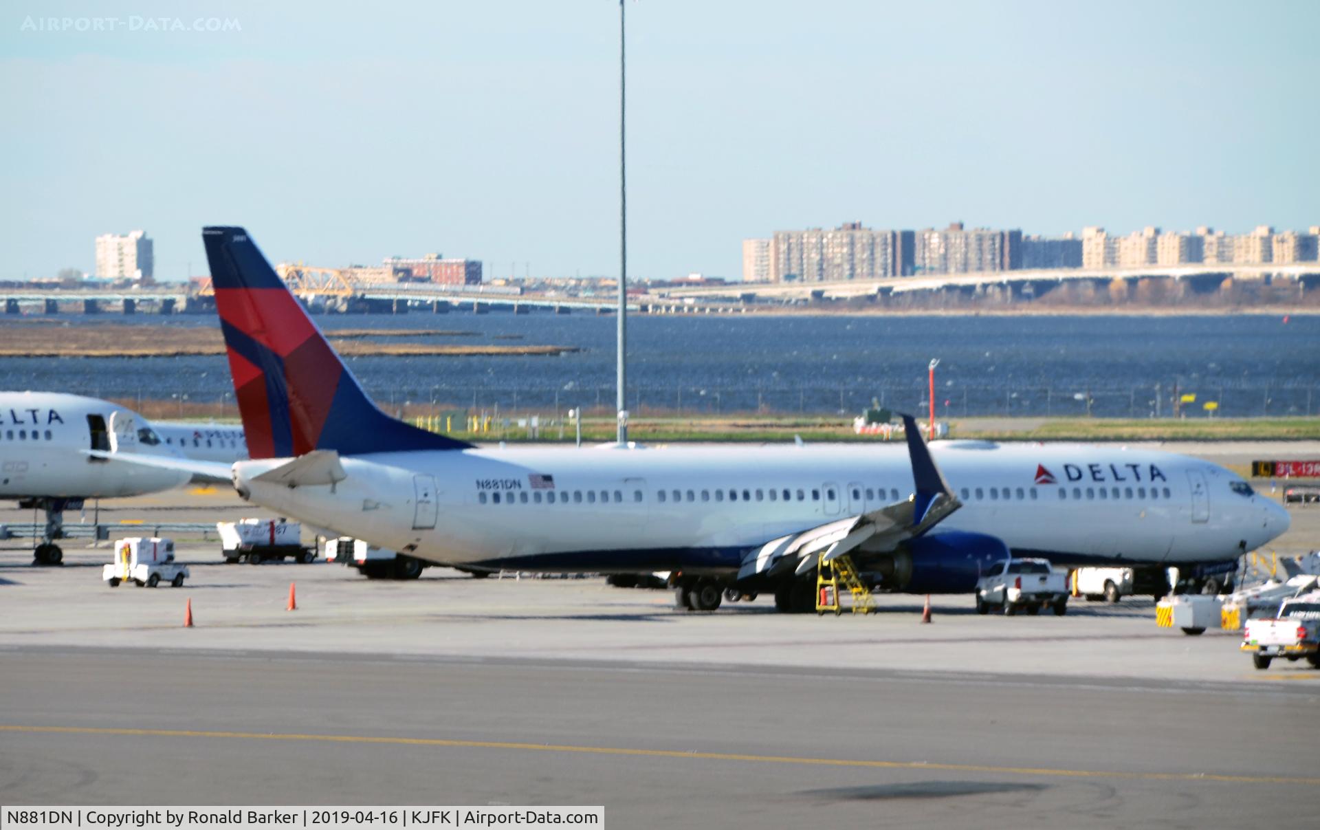 N881DN, 2017 Boeing 737-932/ER C/N 31992, Parked JFK