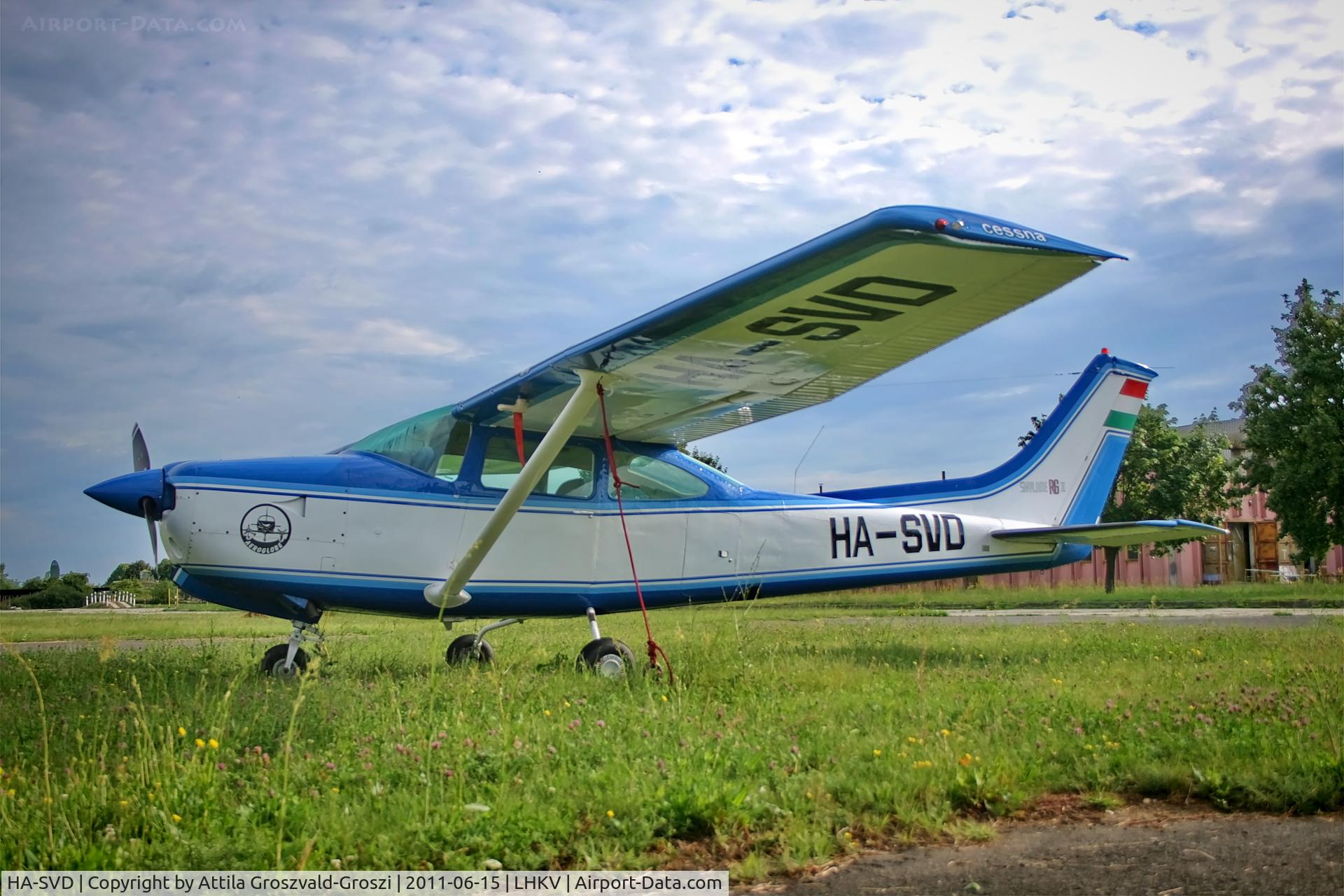HA-SVD, 1978 Cessna R182 Skylane RG C/N R18200175, LHKV - Kaposújlak Airport, Hungary