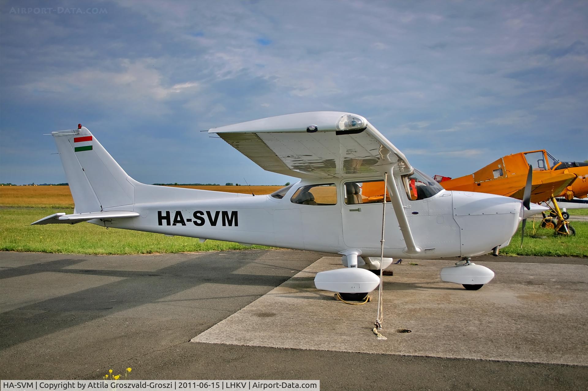 HA-SVM, 2005 Cessna 172S C/N 172S10075, LHKV - Kaposújlak Airport, Hungary