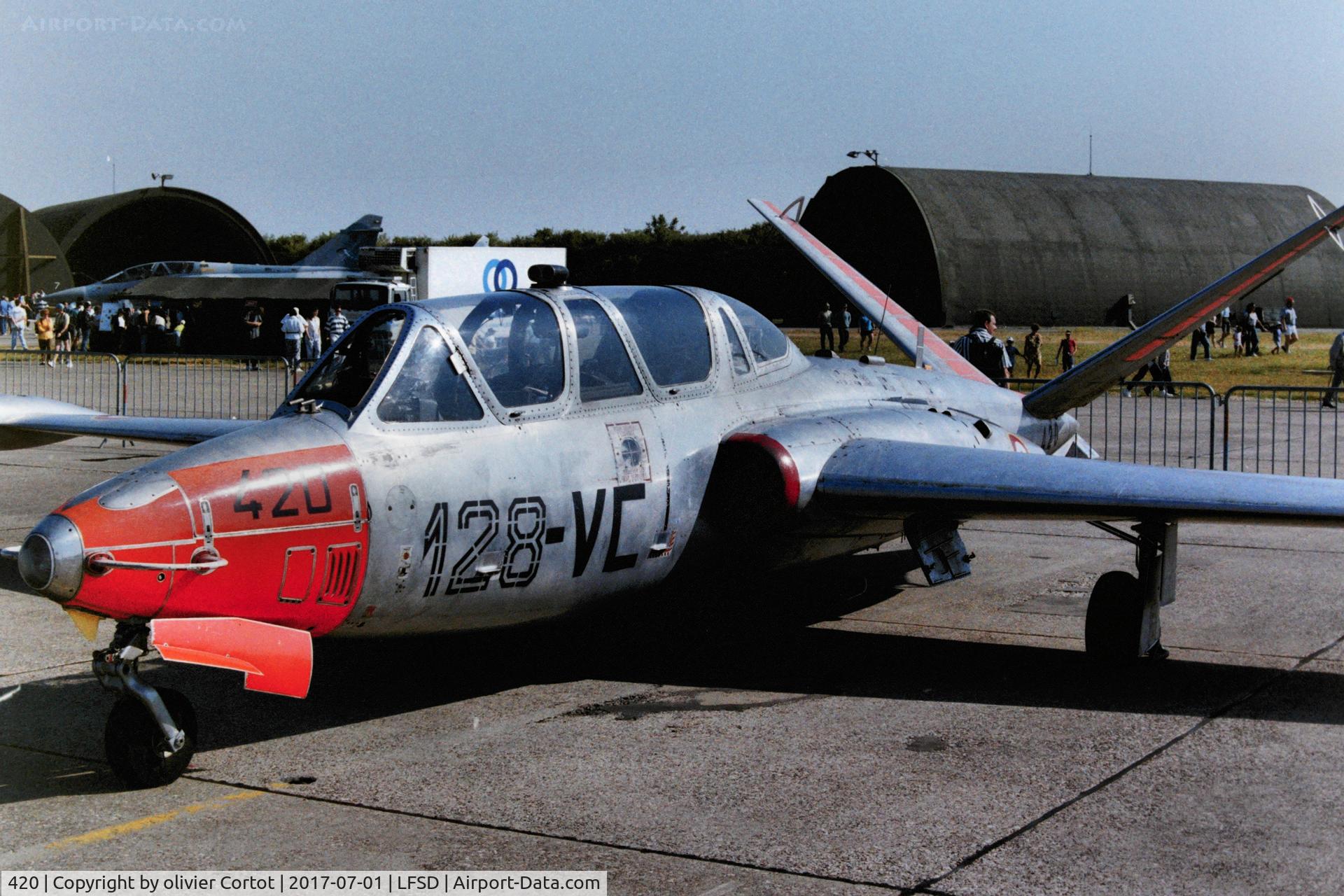 420, 1963 Fouga CM-170 Magister C/N 420, Dijon airshow 1994