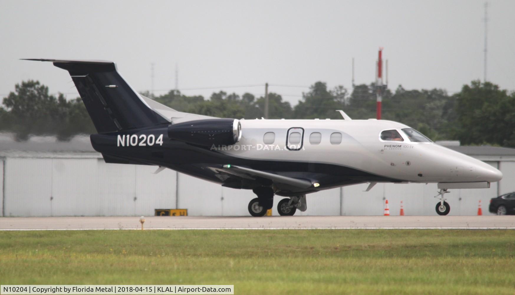 N10204, 2016 Embraer EMB-505 Phenom 300 C/N 50500351, Phenom 300