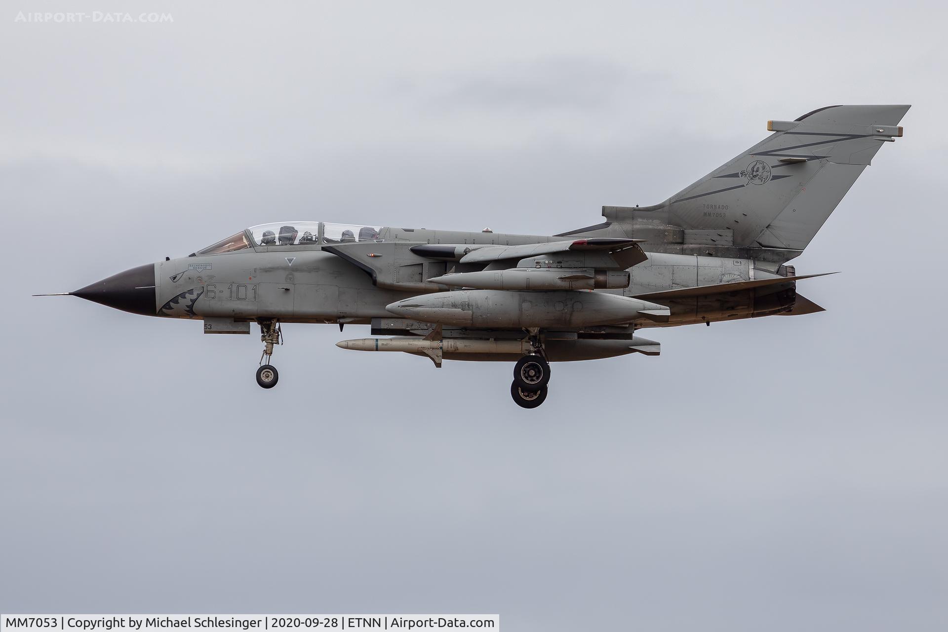 MM7053, Panavia Tornado ECR C/N 430/ECR03/5062, MM7053 - Panavia Tornado ECR - Aeronautica Militare (Italian Air Force) approaching runway 25 at the airbase ETNN/Nörvenich