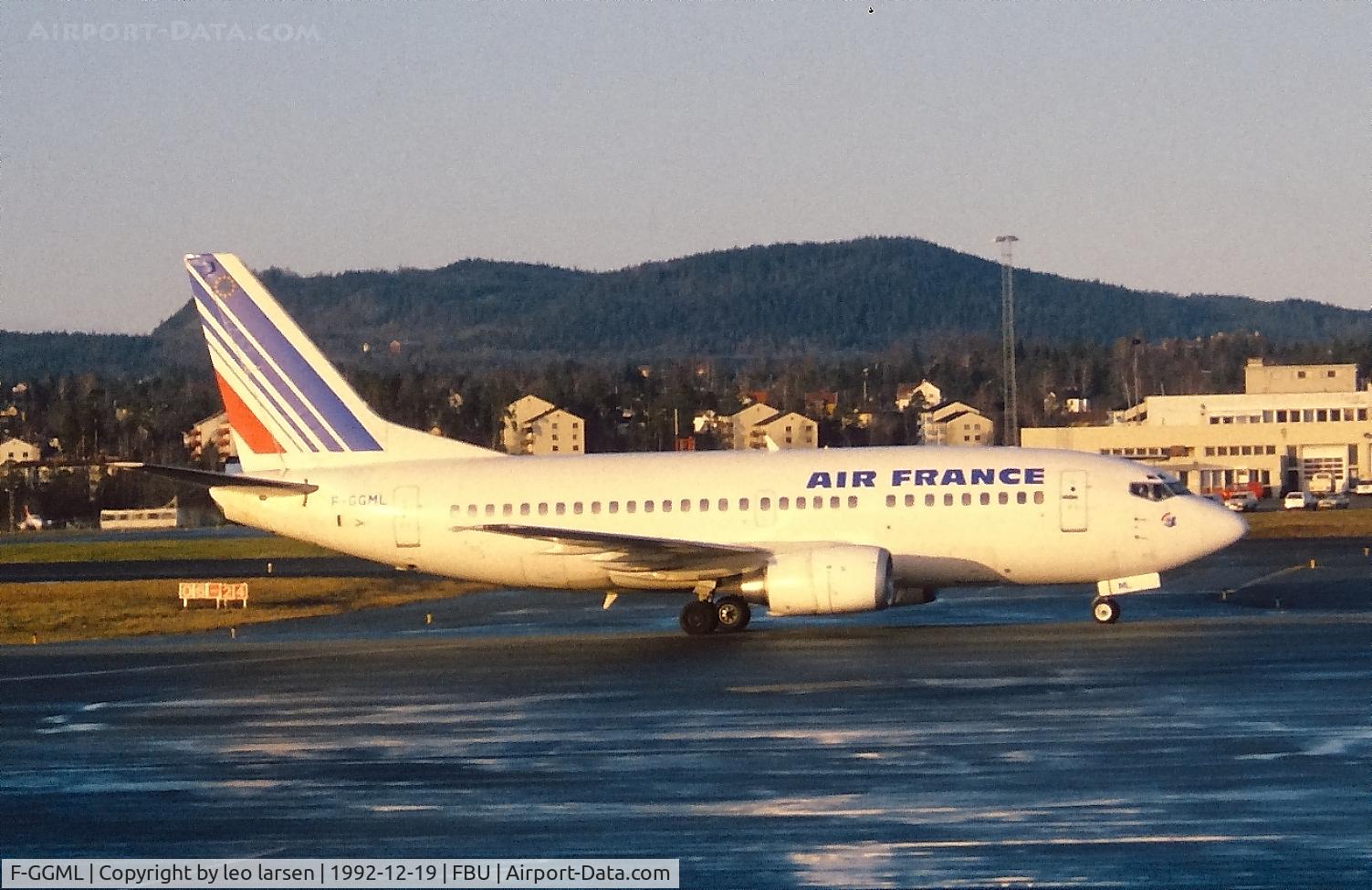 F-GGML, 1990 Boeing 737-53A C/N 24785, Fornebu Oslo 19.12.1992