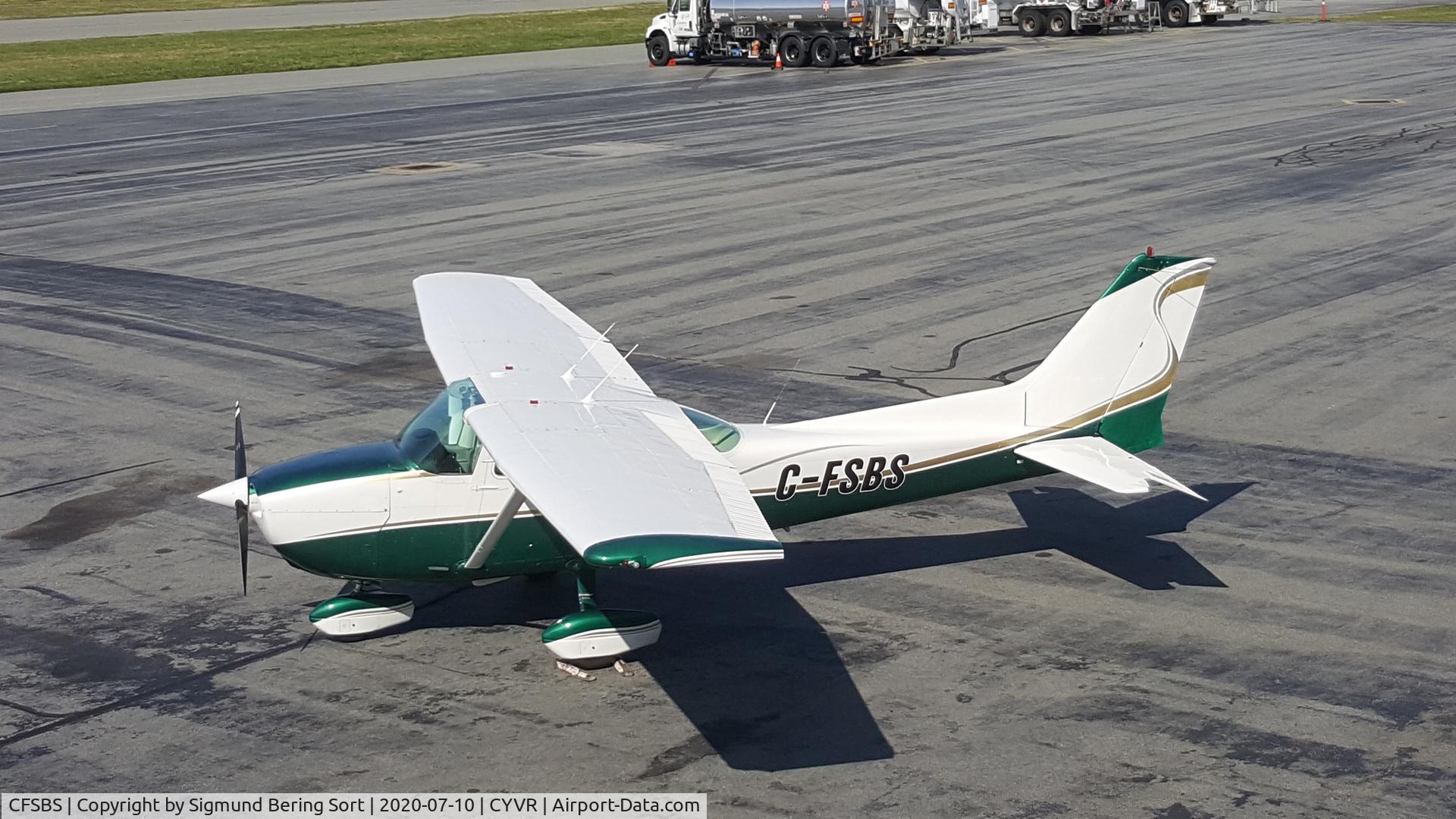 CFSBS, 1976 Cessna 172N C/N 17268010, At Vancouver International Airport.