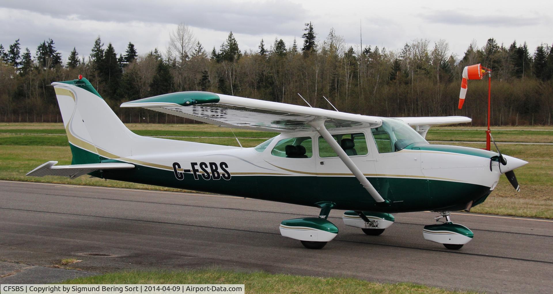 CFSBS, 1976 Cessna 172N C/N 17268010, At Qualicum Beach Airport (CAT4), British Columbia