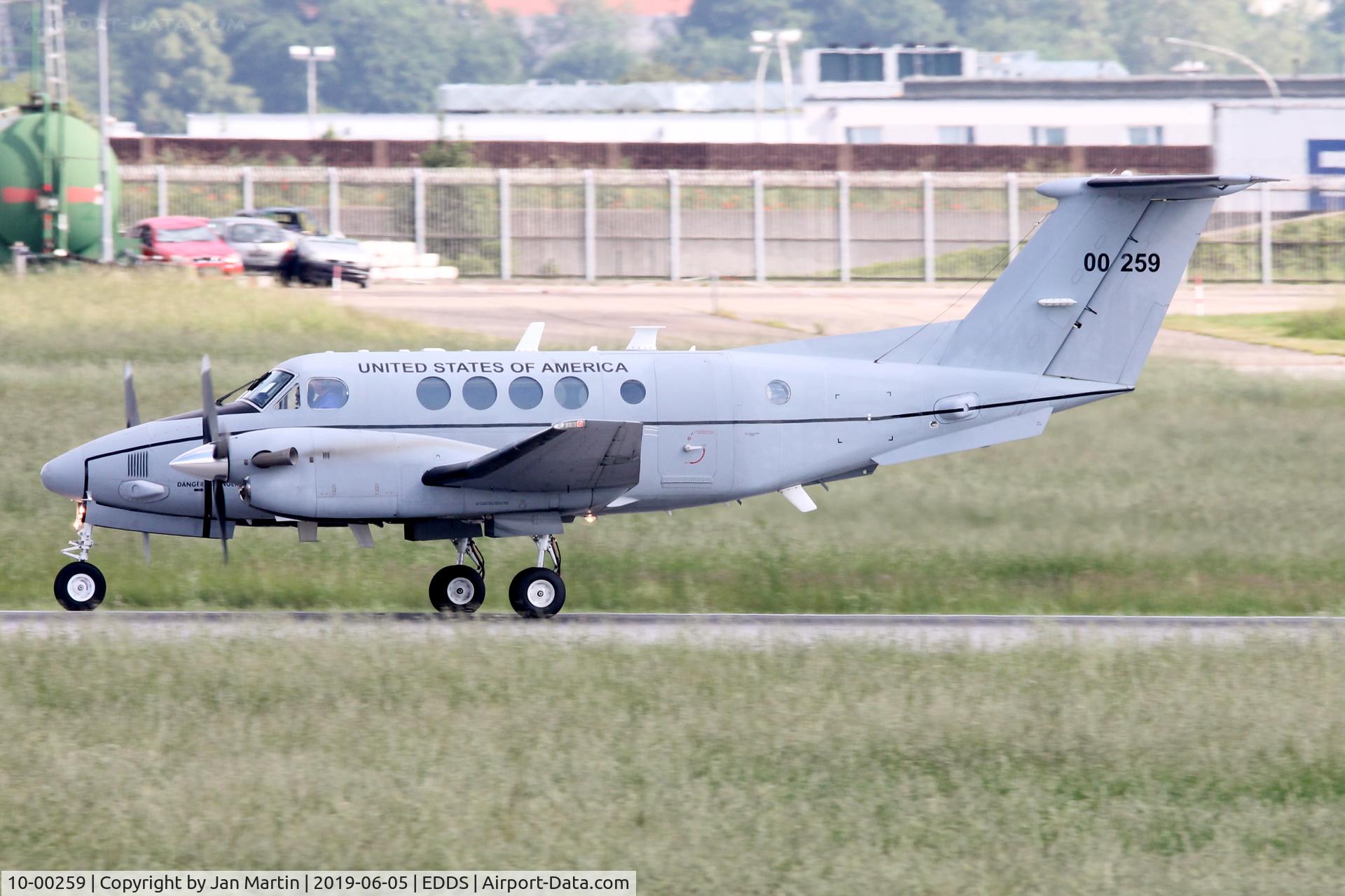10-00259, Beechcraft C-12V Huron C/N BL-164, TDY at Stuttgart