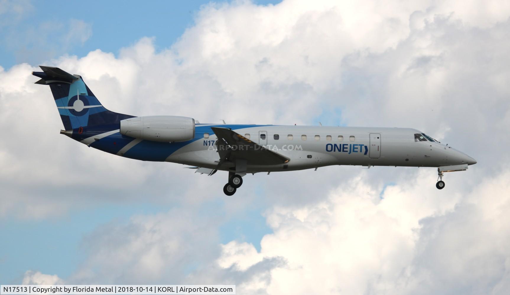 N17513, 2000 Embraer ERJ-135LR (EMB-135LR) C/N 145292, Contour