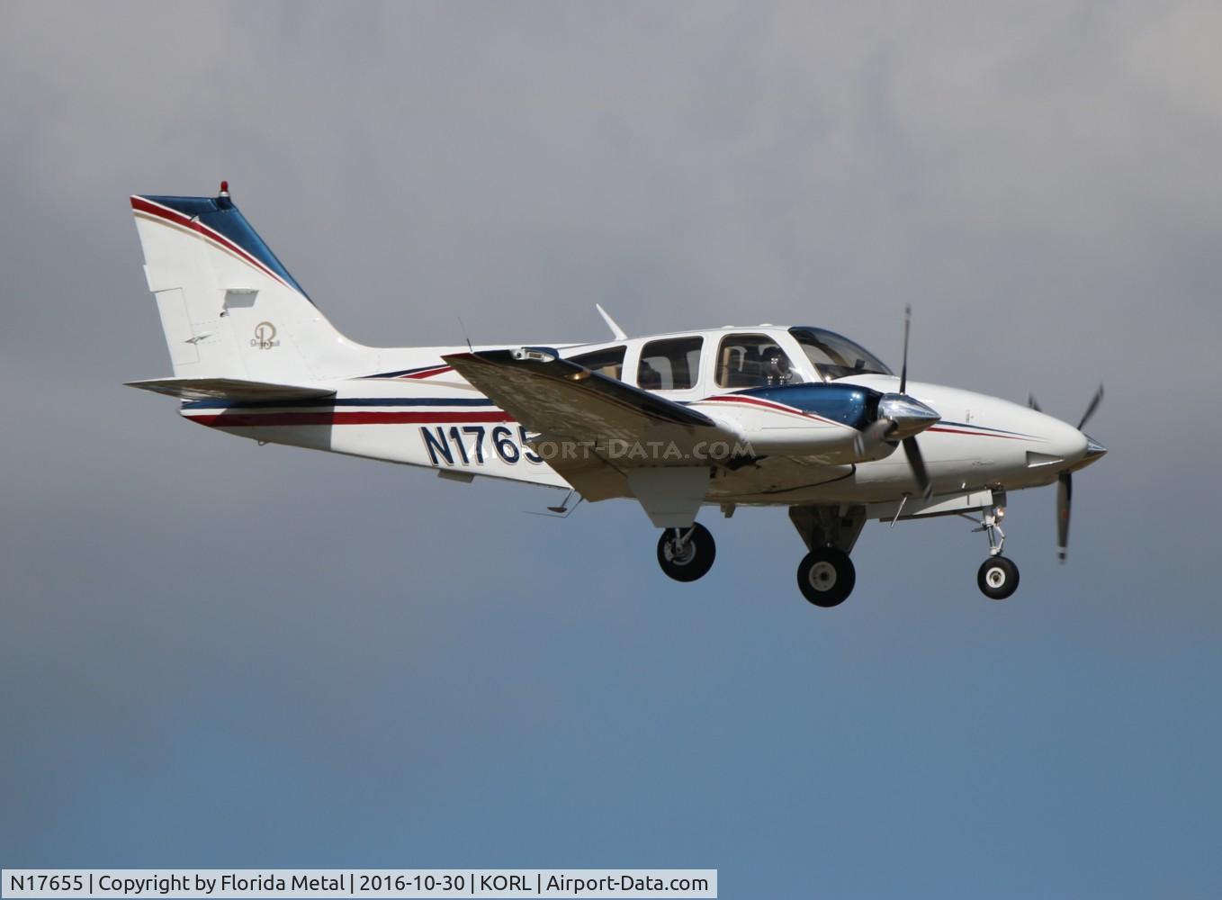 N17655, 1977 Beech B-55 C/N TC-2058, Baron 55