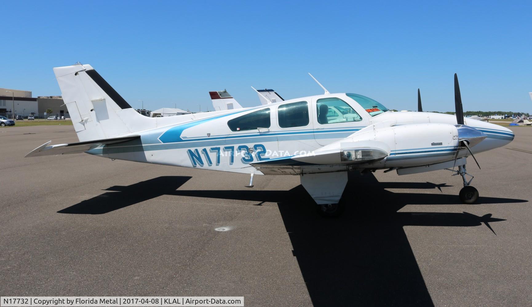 N17732, 1977 Beech E-55 Baron C/N TE-1102, Baron 55