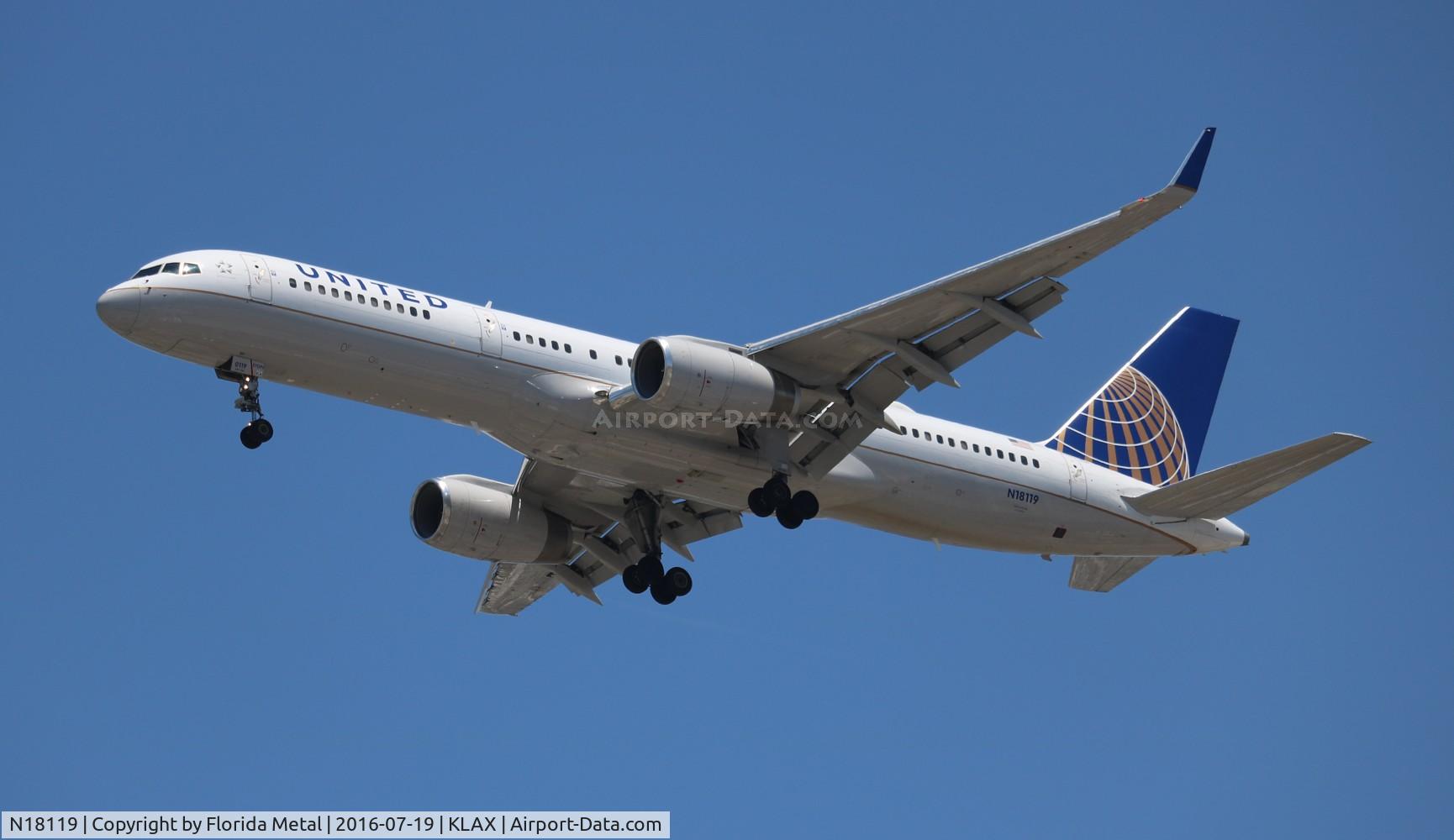 N18119, 1997 Boeing 757-224 C/N 27561, United 757-224