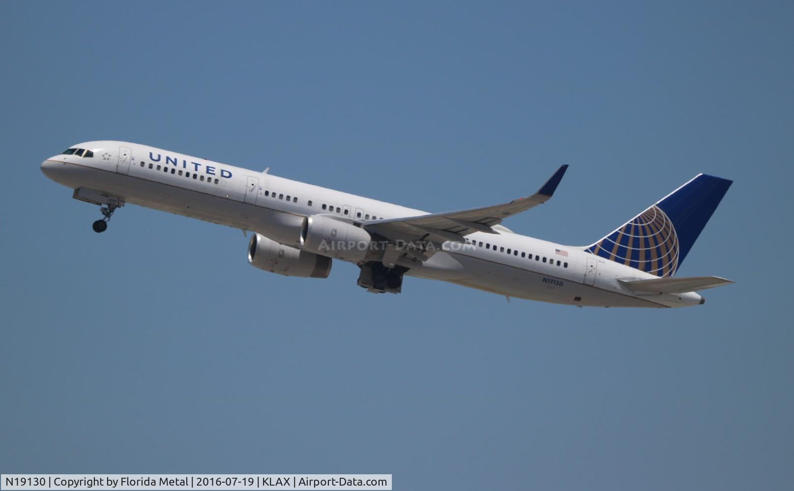 N19130, 1998 Boeing 757-224/ER C/N 28970, United 757-224