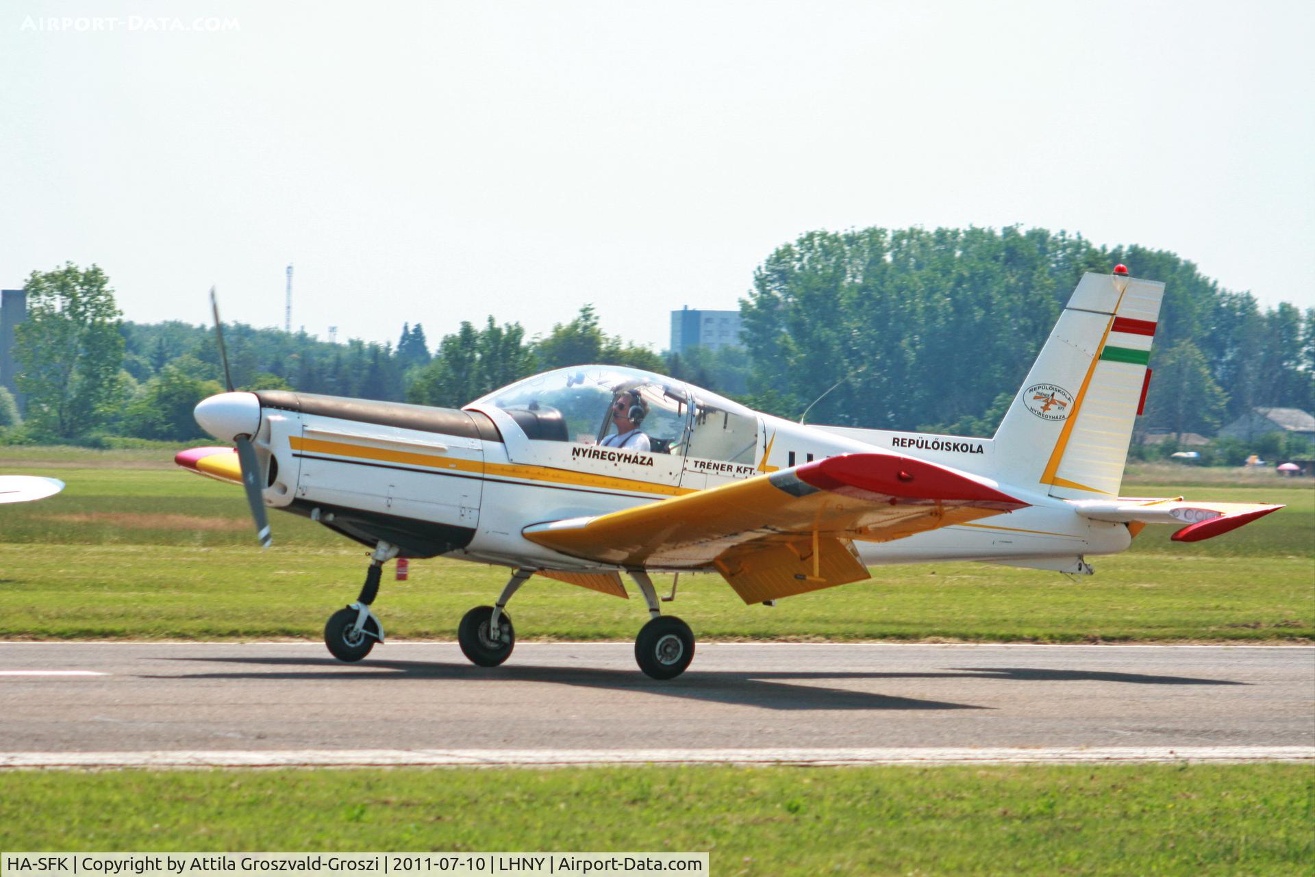 HA-SFK, 1980 Zlin Z-142 C/N 0220, LHNY - Nyíregyháza Airport, Hungary