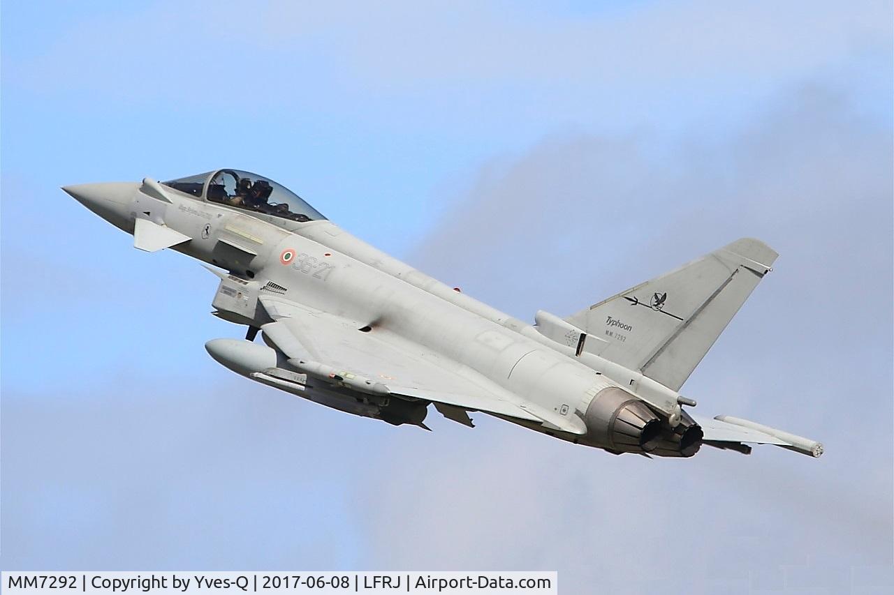 MM7292, Eurofighter EF-2000 Typhoon S C/N IS024, Eurofighter EF-2000 Typhoon S, Take off rwy 26, Landivisiau Naval Air Base (LFRJ) Tiger Meet 2017