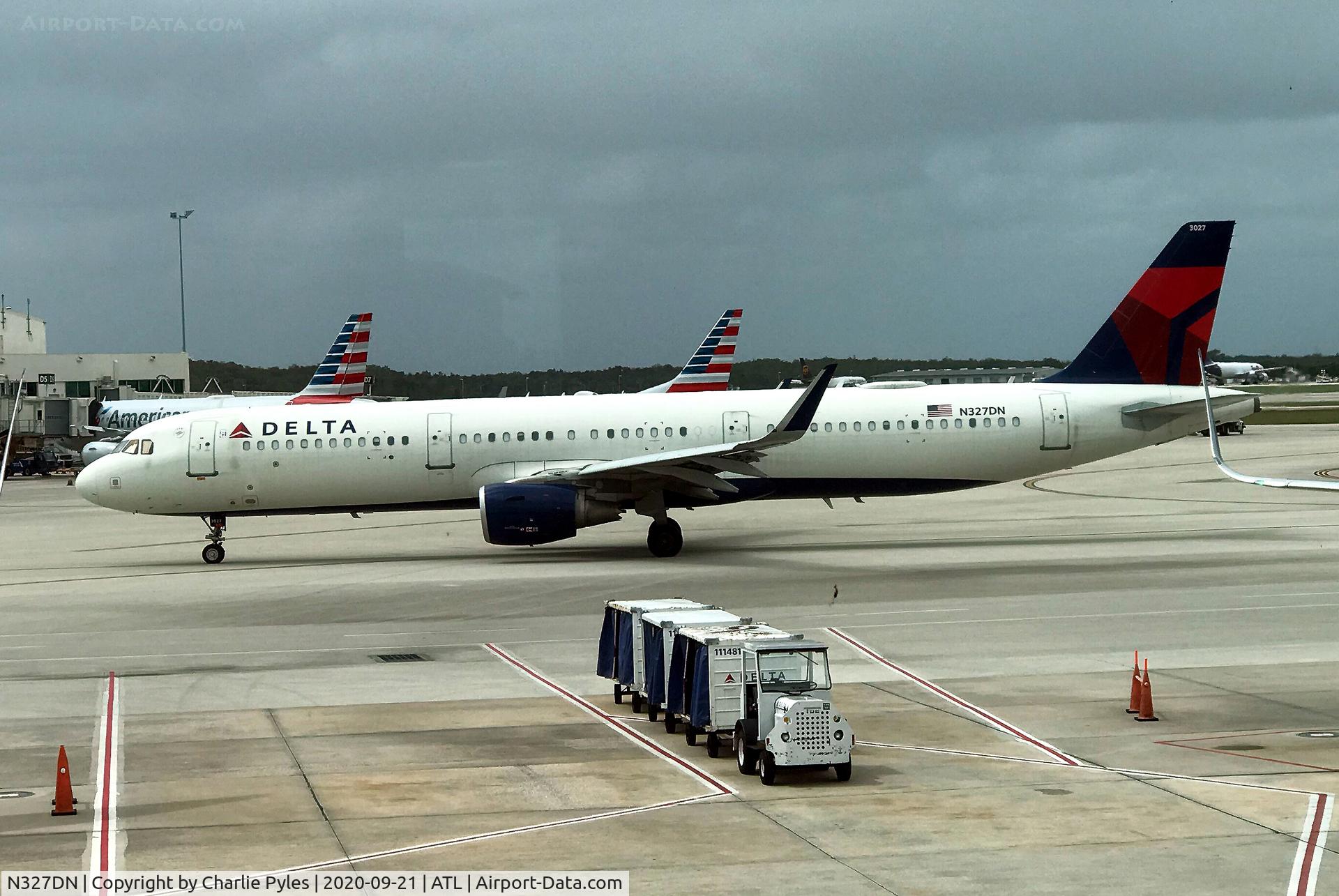 N327DN, 2017 Airbus A321-211 C/N 7777, In the Alley AB