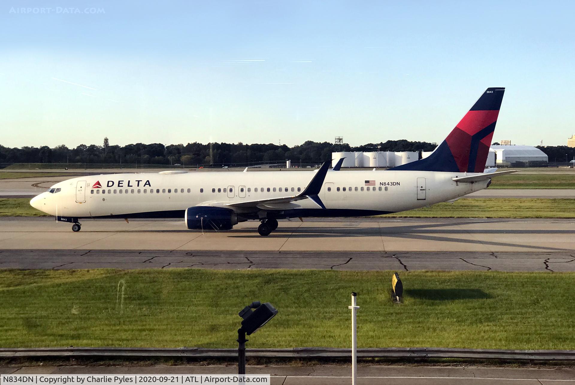 N834DN, 2015 Boeing 737-932/ER C/N 31946, B Con