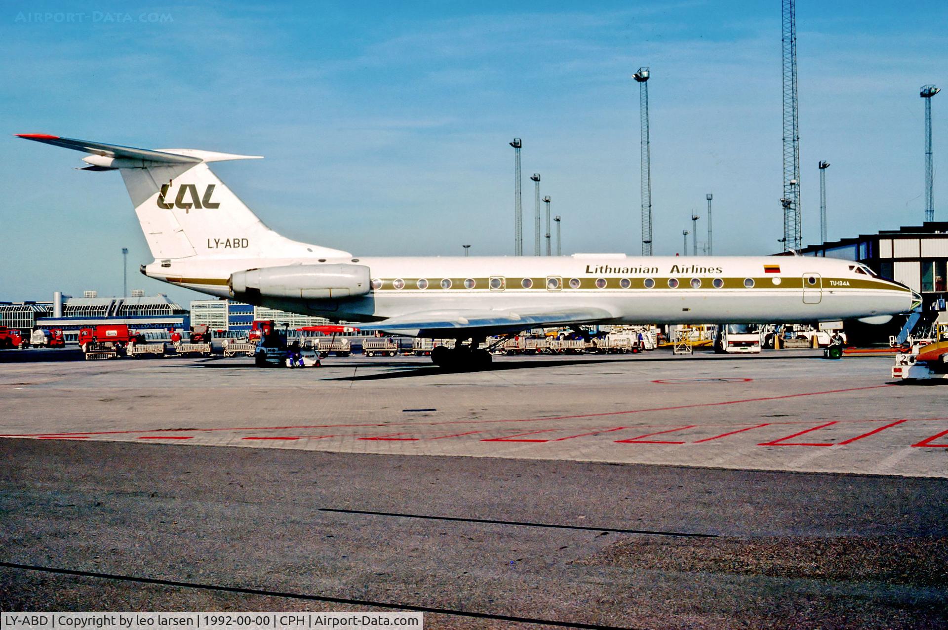 LY-ABD, 1977 Tupolev TU-134A C/N 60054, Copenhagen 1992