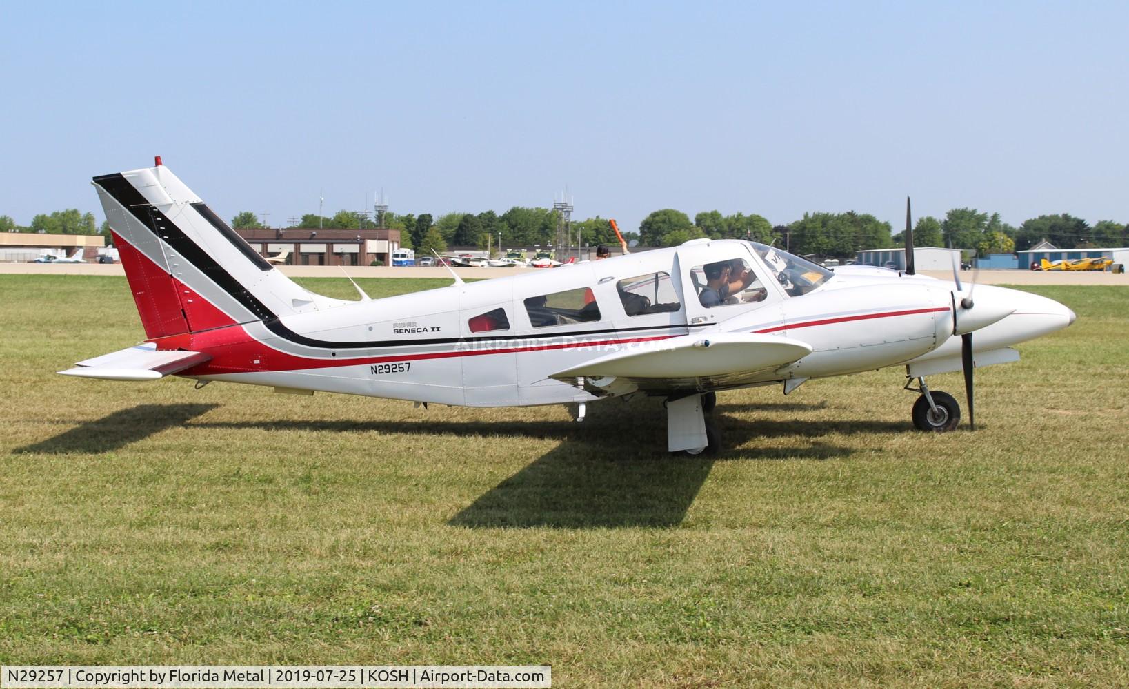 N29257, 1979 Piper PA-34-200T Seneca II C/N 34-7970244, PA-34