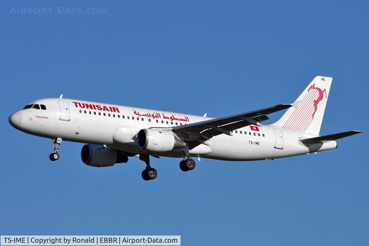 TS-IME, 1990 Airbus A320-211 C/N 123, at bru