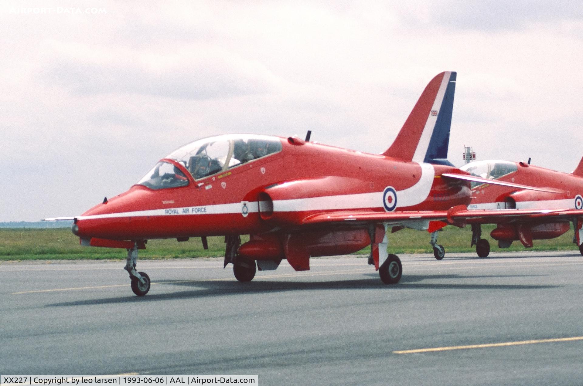 XX227, 1978 Hawker Siddeley Hawk T.1A C/N 063/312063, Aalborg 6.6.1993