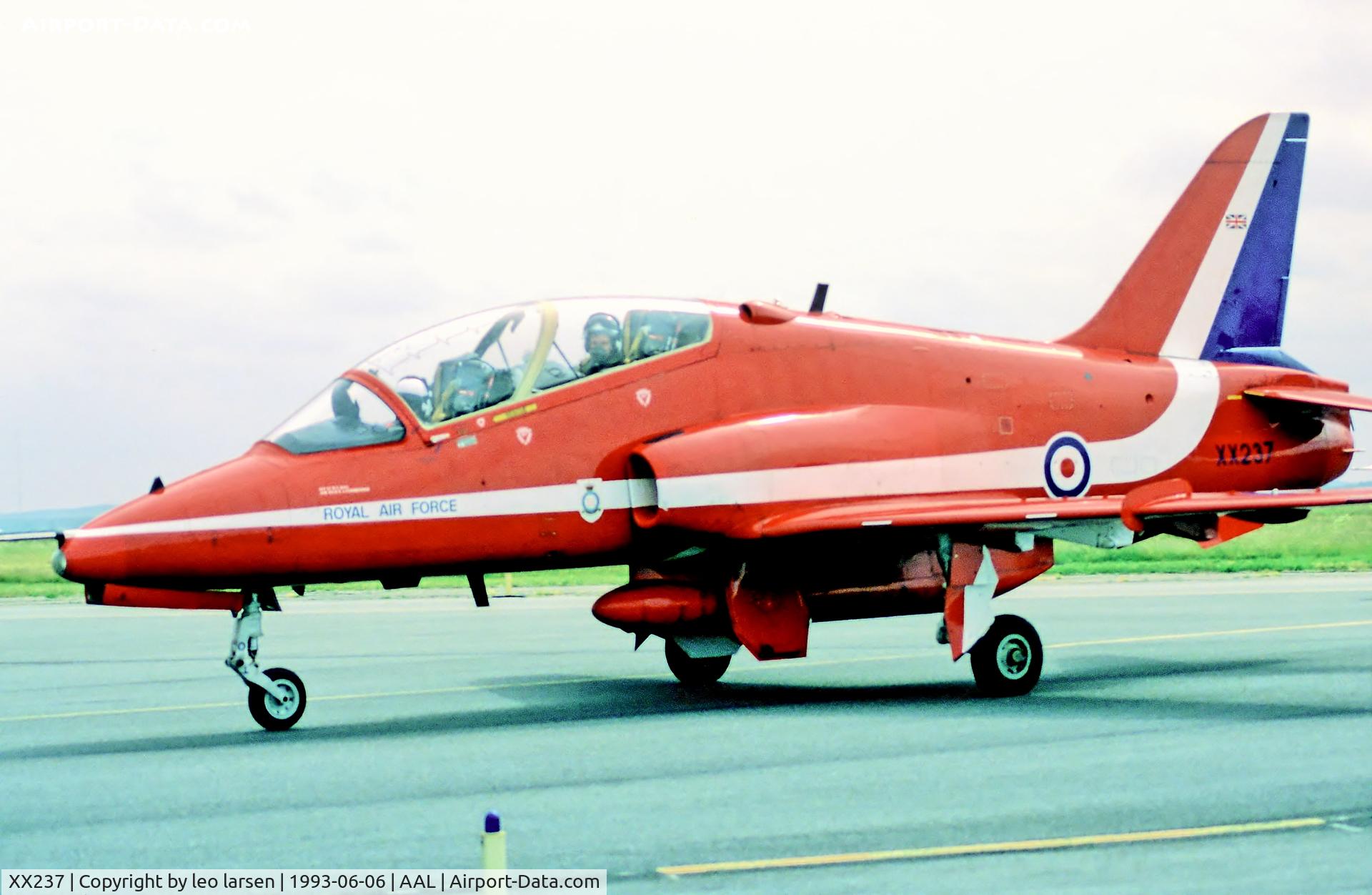 XX237, 1978 Hawker Siddeley Hawk T.1A C/N 073/312073, Aalborg 6..66.1993