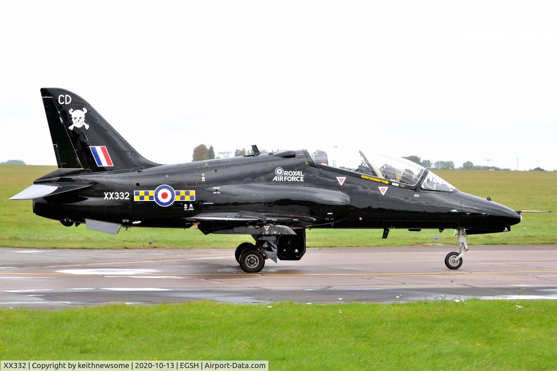 XX332, Hawker Siddeley Hawk T.1A C/N 41H-32156, Leaving Norwich following fuel stop.