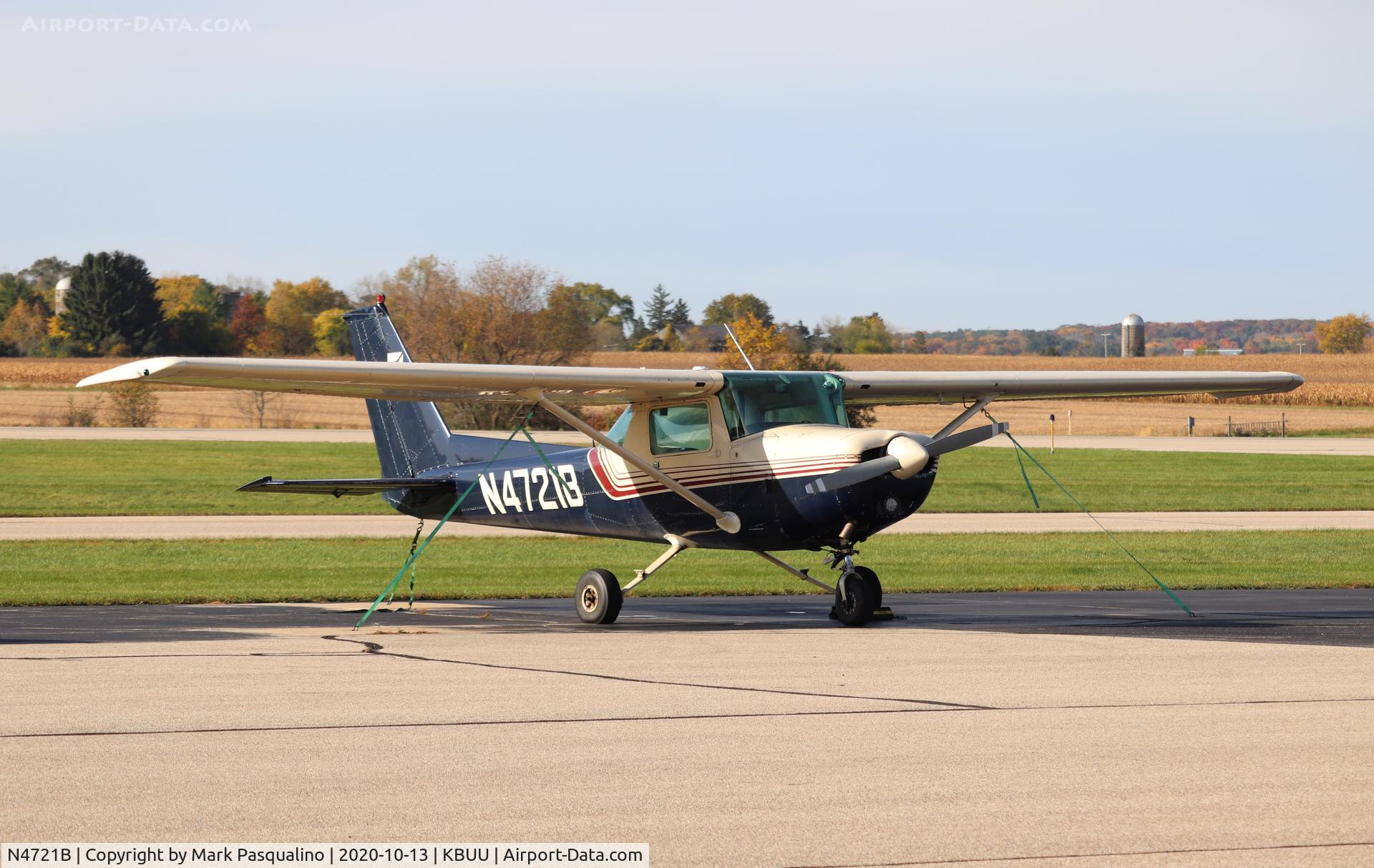 N4721B, 1979 Cessna 152 C/N 15283597, Cessna 152