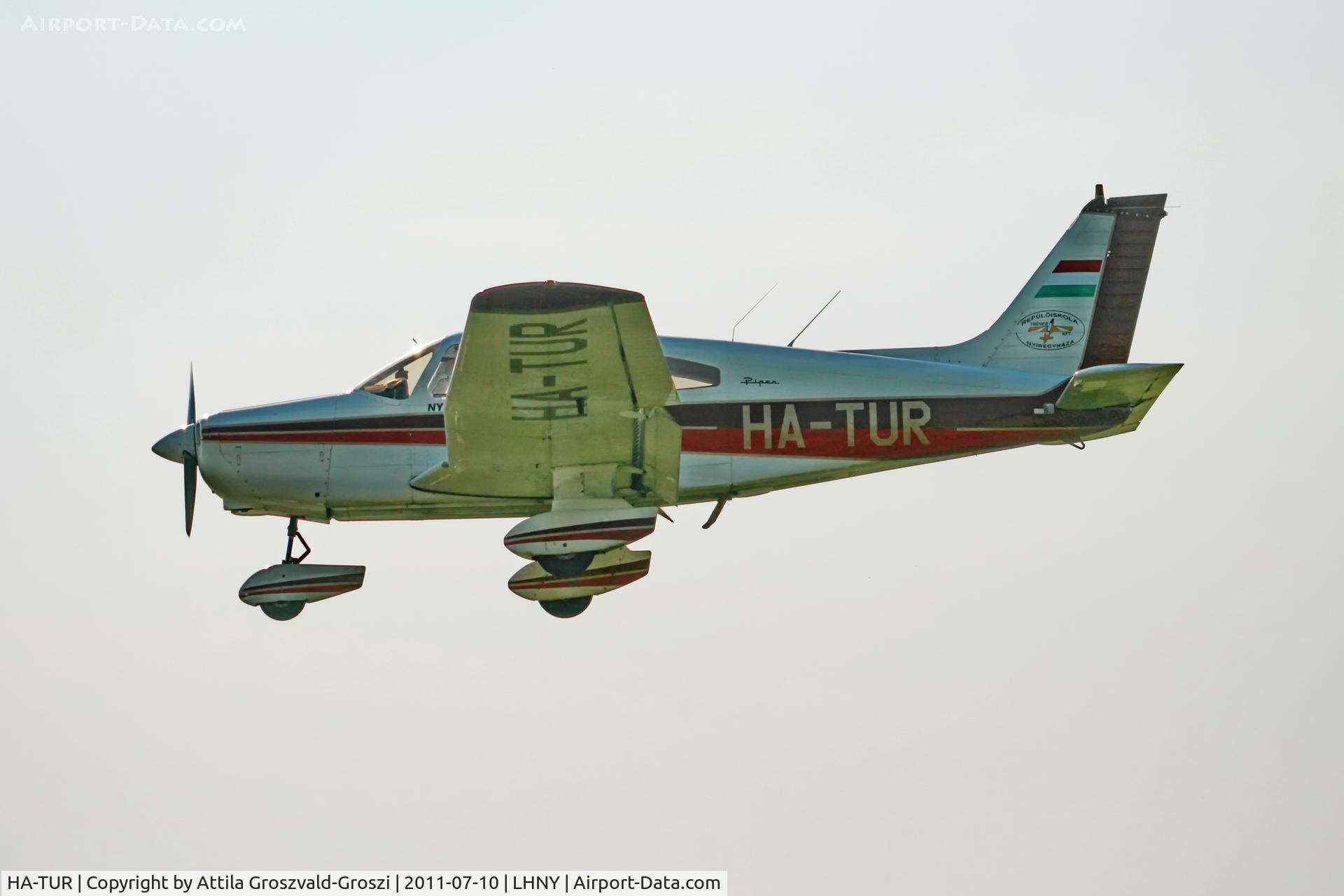 HA-TUR, Piper PA-28-161 C/N 287816189, LHNY - Nyíregyháza Airport, Hungary