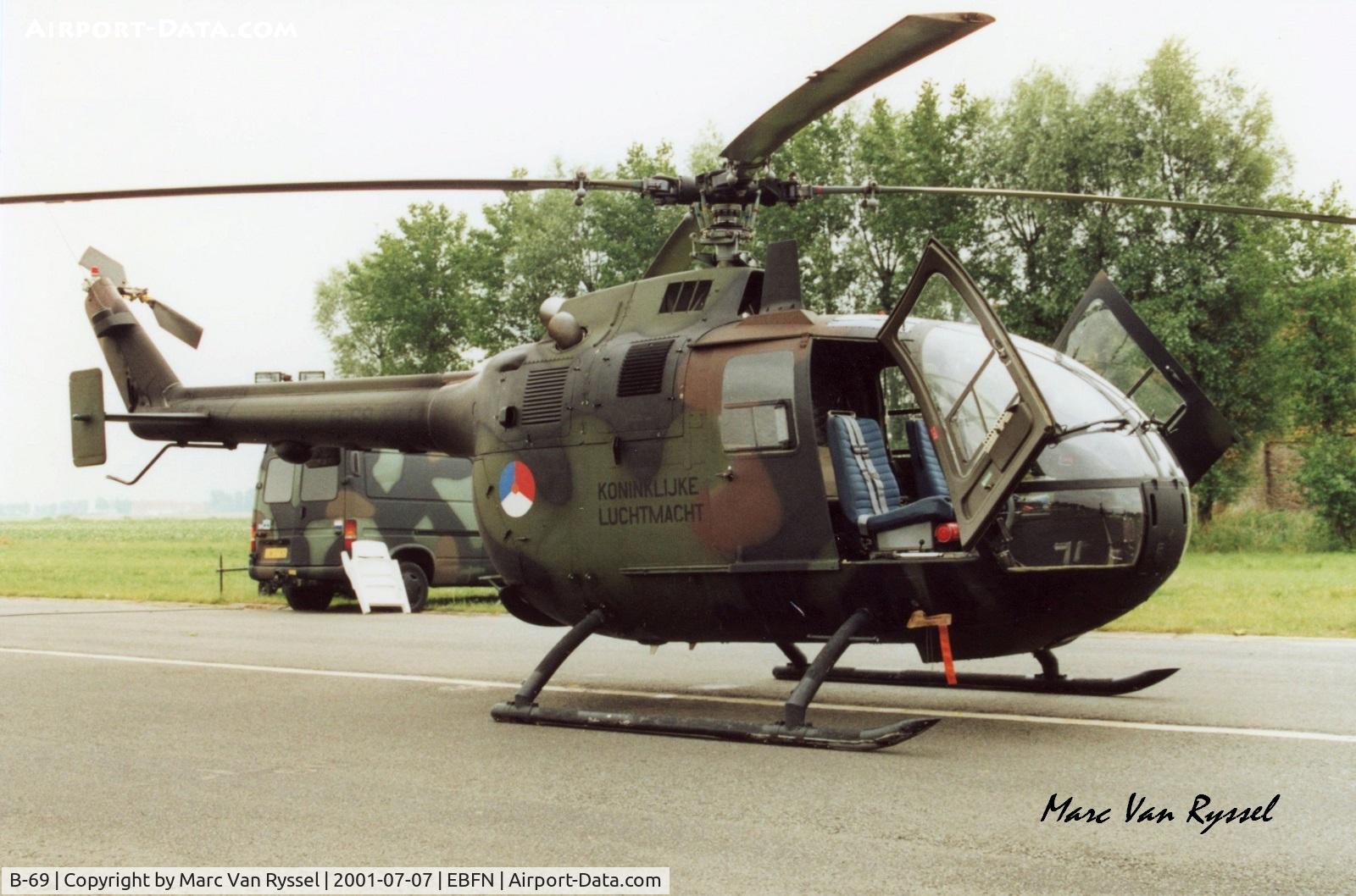 B-69, MBB Bo-105CB C/N S-269, At Koksijde Airshow 2001.