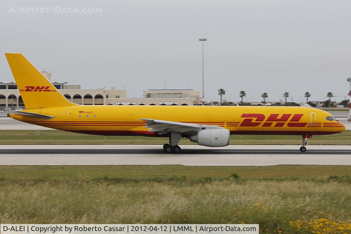 D-ALEI, 1986 Boeing 757-236/SF C/N 23493, Runway 31 Backtrack