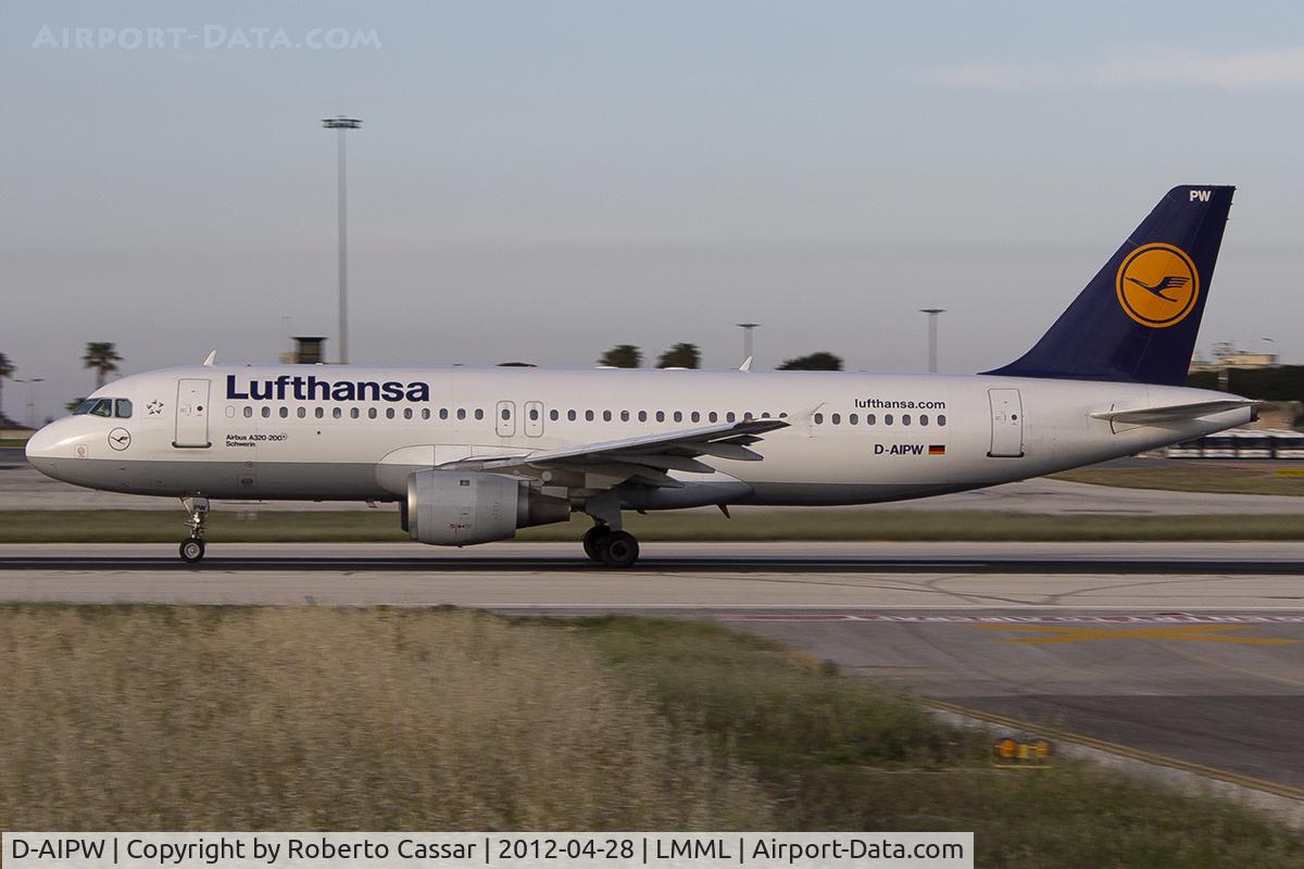 D-AIPW, 1990 Airbus A320-211 C/N 137, Runway 31