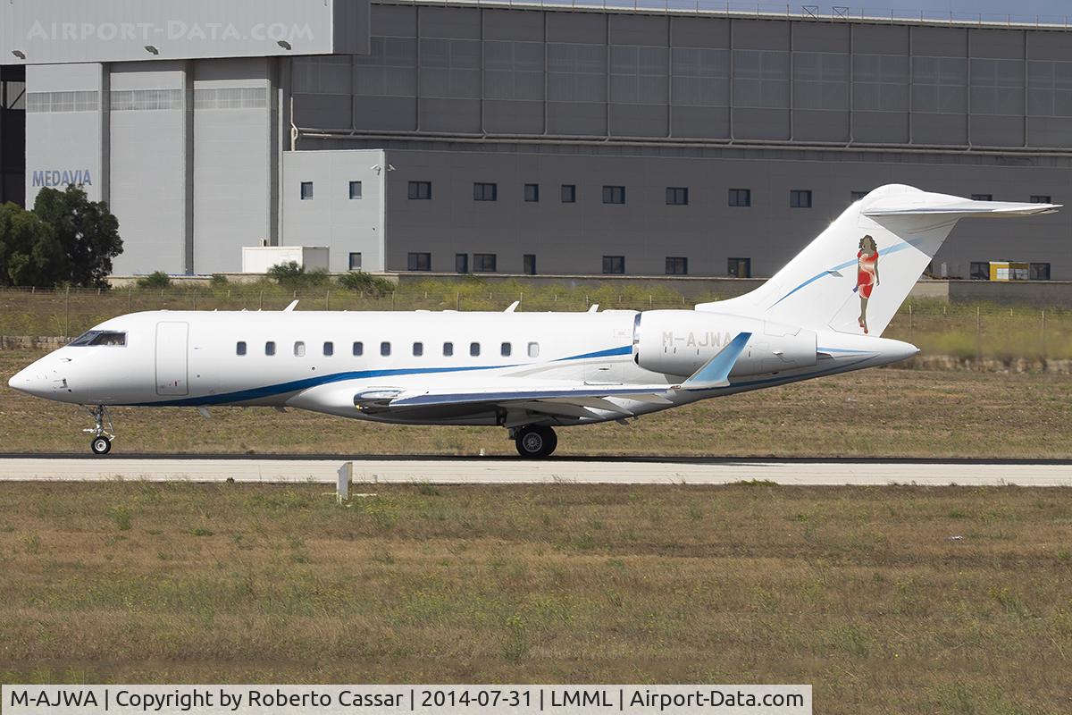 M-AJWA, 2008 Bombardier BD-700-1A11 Global 5000 C/N 9293, Runway 31 Backtrack