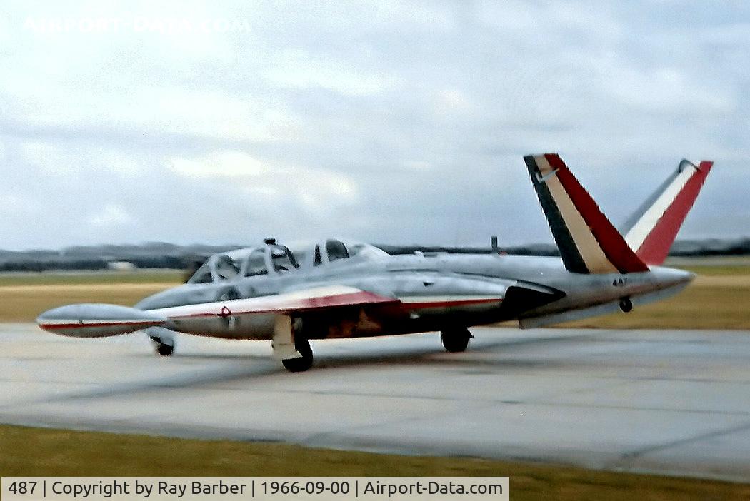 487, Atlas MB-326M Impala 1 C/N 132/6363/A12, 487   Fouga CM-170R Magister [487] (French Air Force)  (Place unknown)~G @ 09/1966