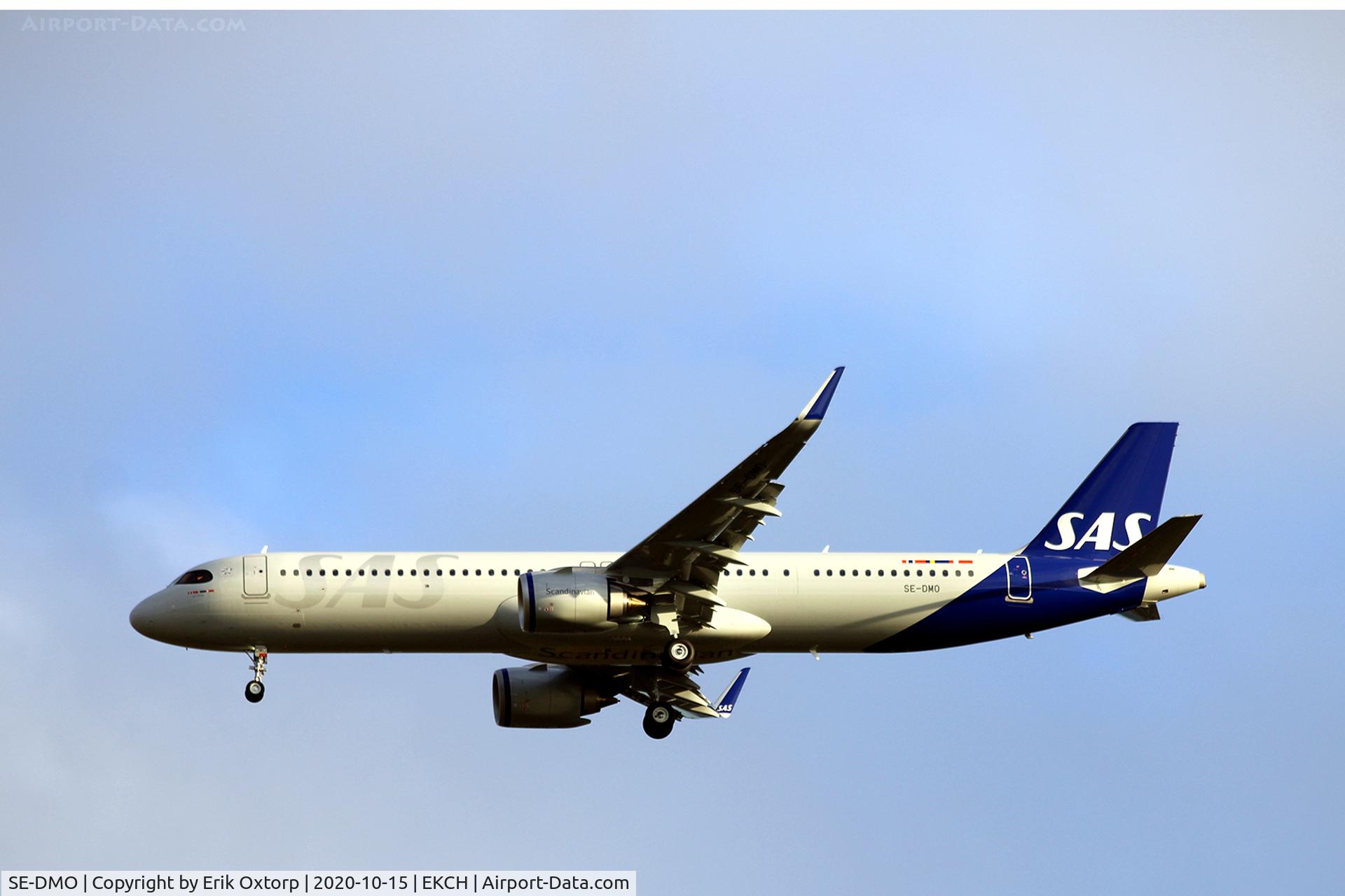 SE-DMO, 2020 Airbus A321-253NX C/N 9541, SE-DMO delivery flight.
Landing rw 04R